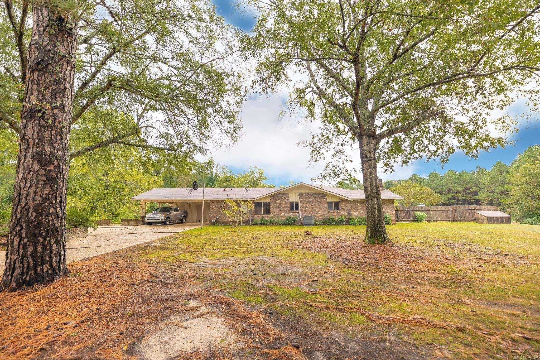 115 Ouachita 387  Camden, AR