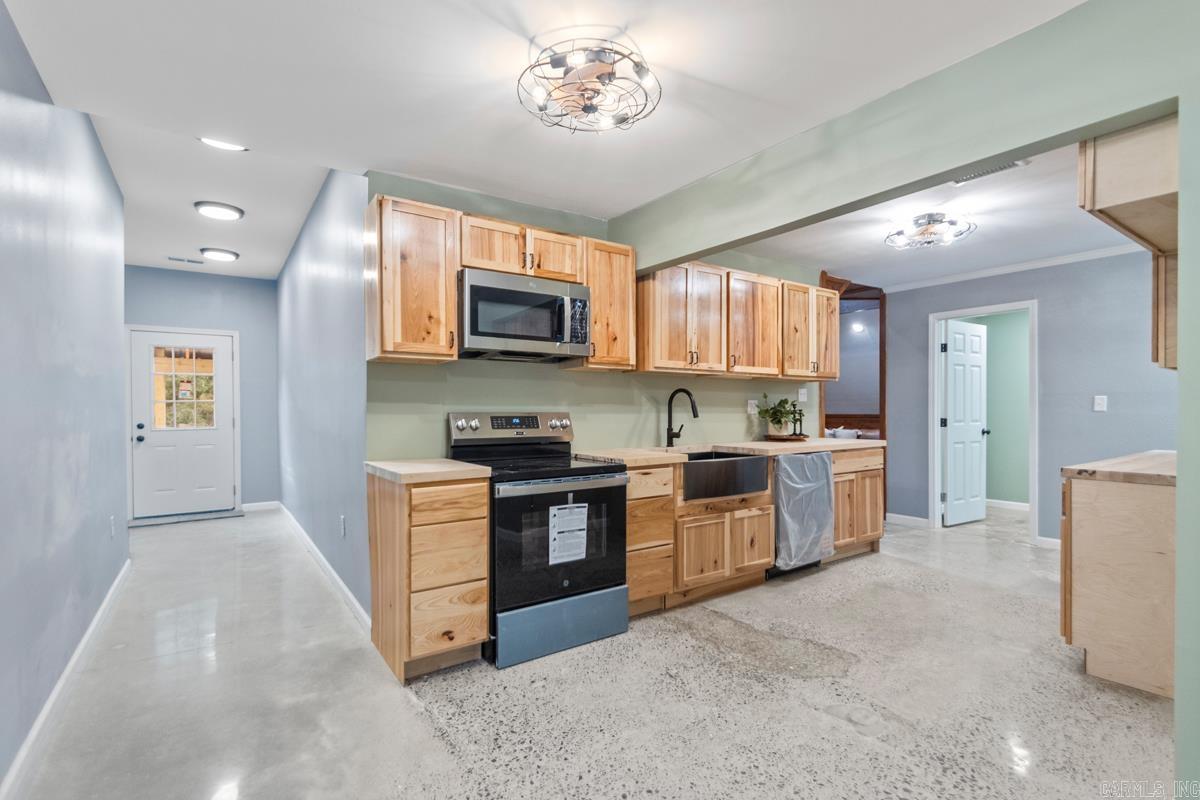 38 Crestview  Conway, AR