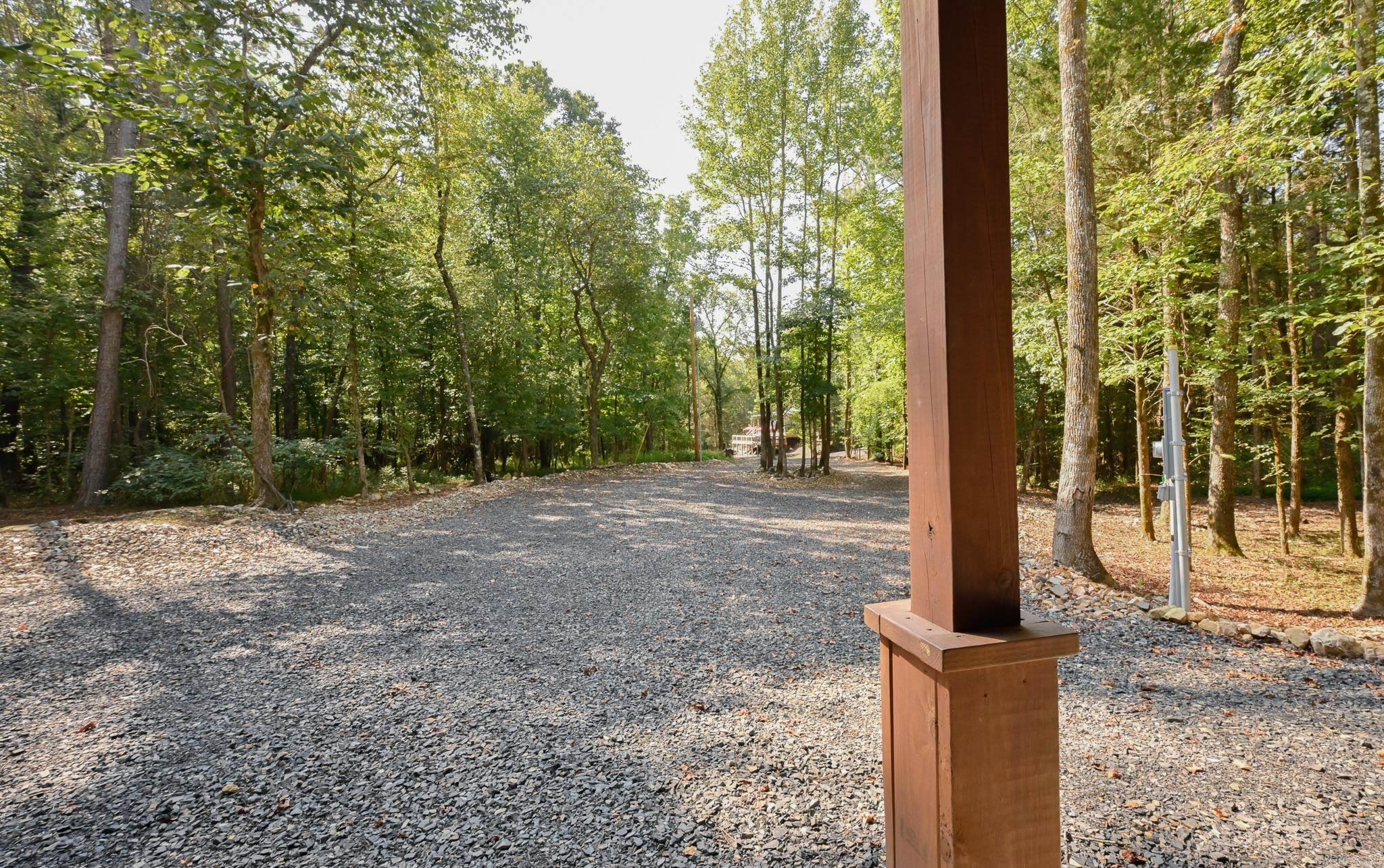 2467 Hwy 375 E  Mena, AR