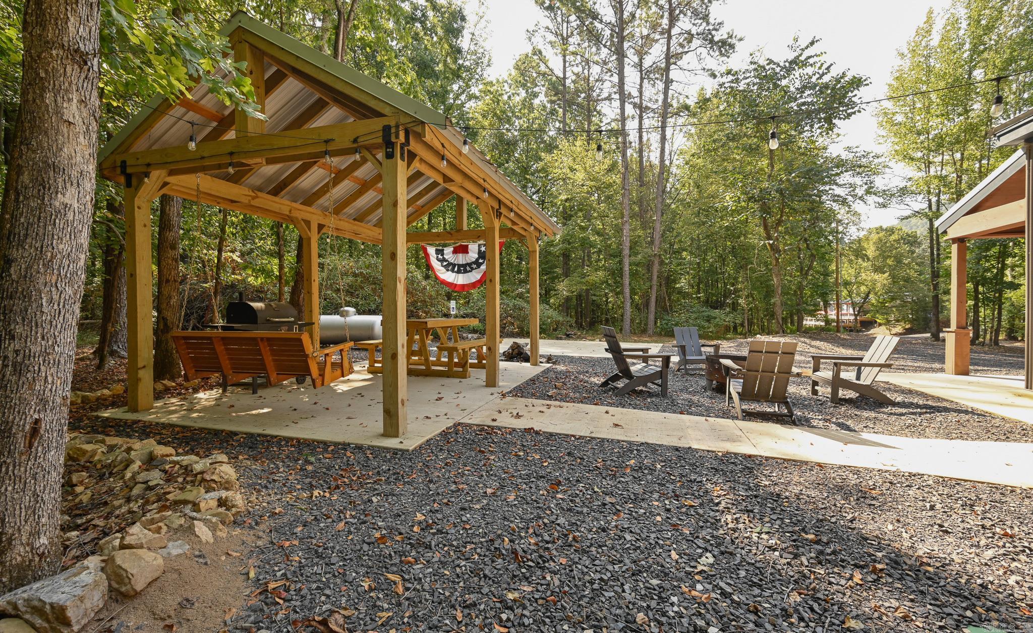 2467 Hwy 375 E  Mena, AR