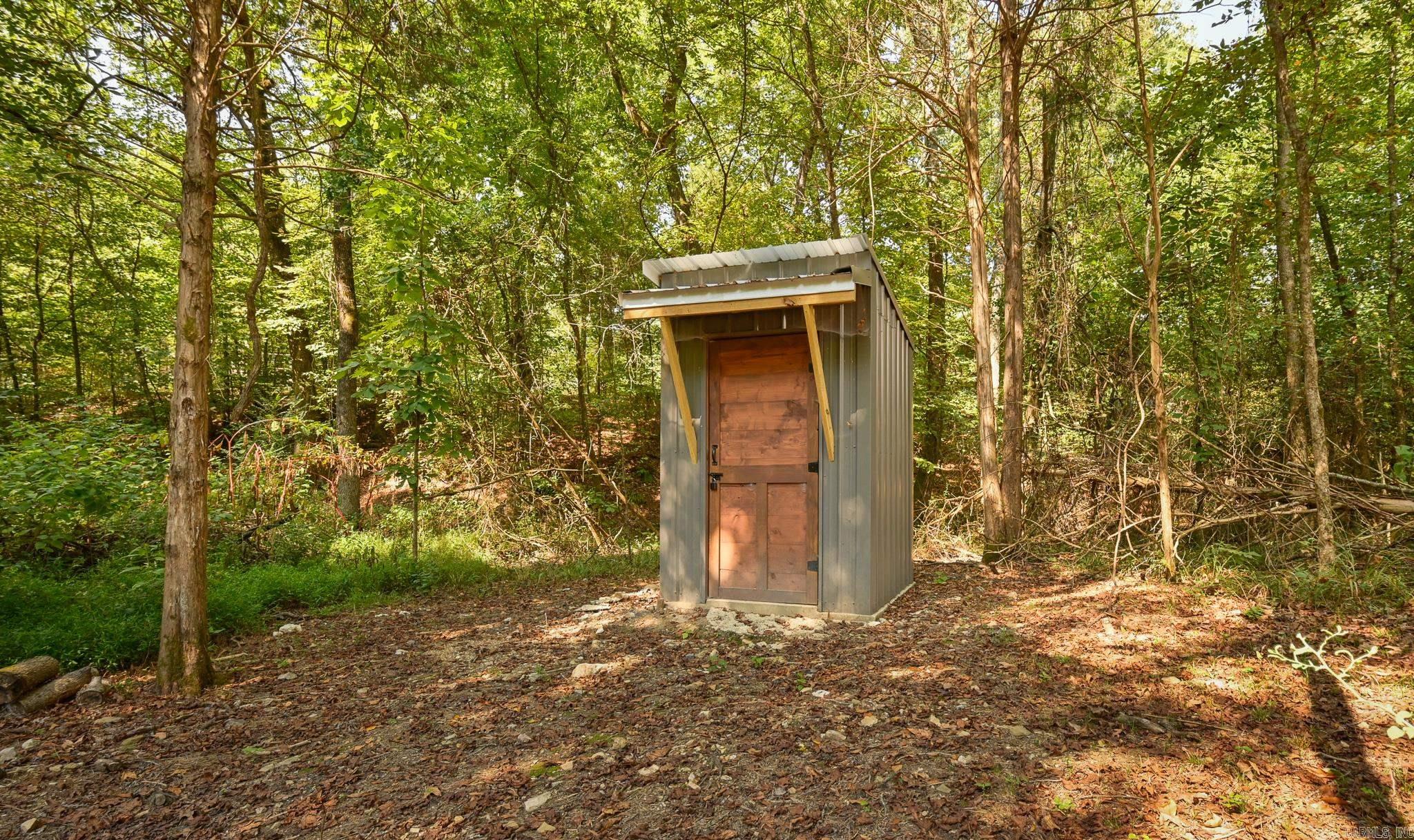 2467 Hwy 375 E  Mena, AR