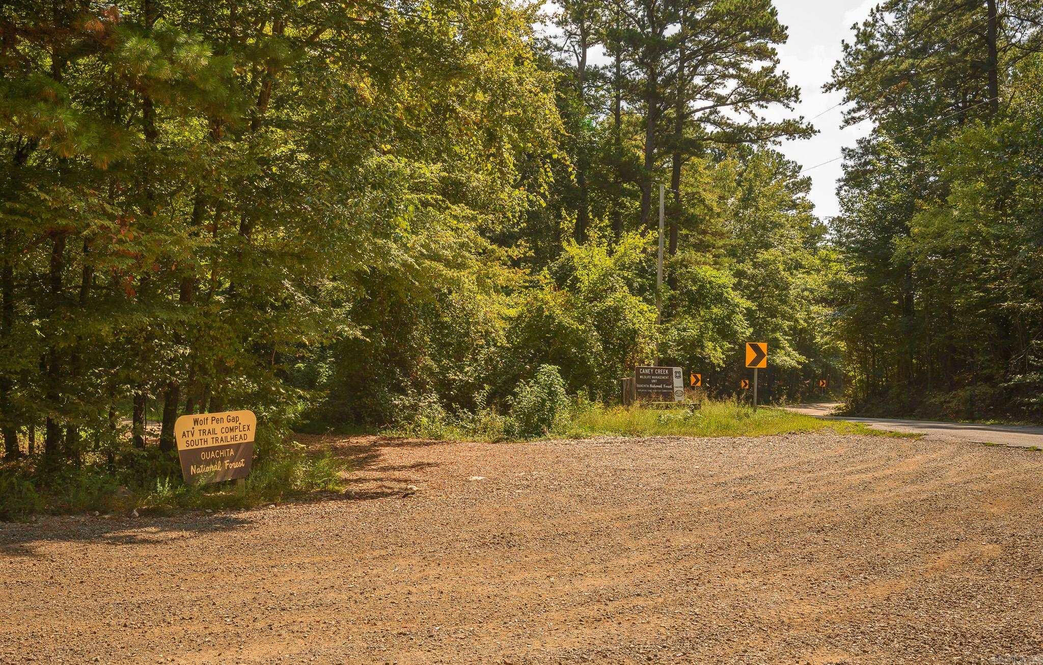 2467 Hwy 375 E  Mena, AR