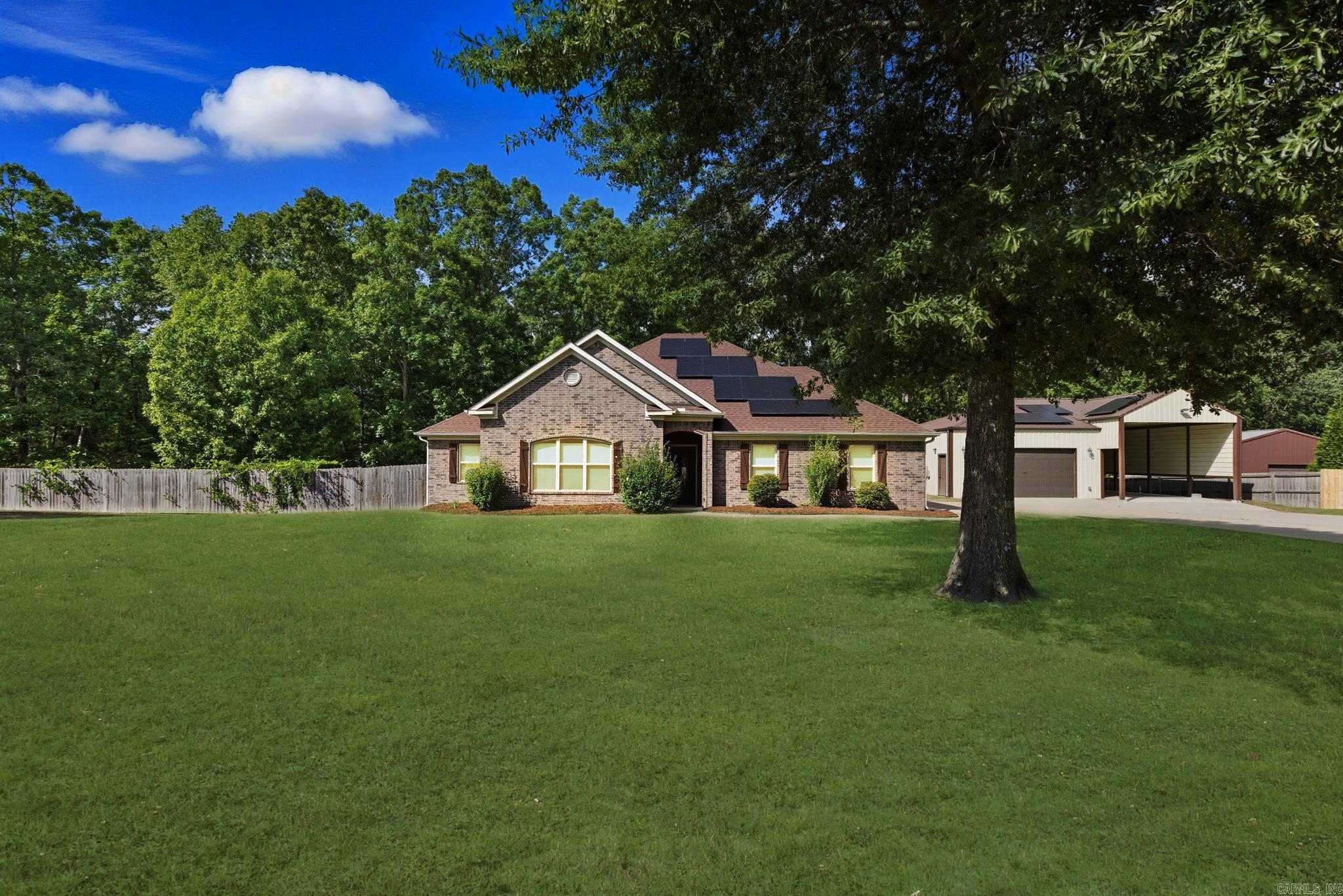 4927 Hickory Nut Ln  Bauxite, AR