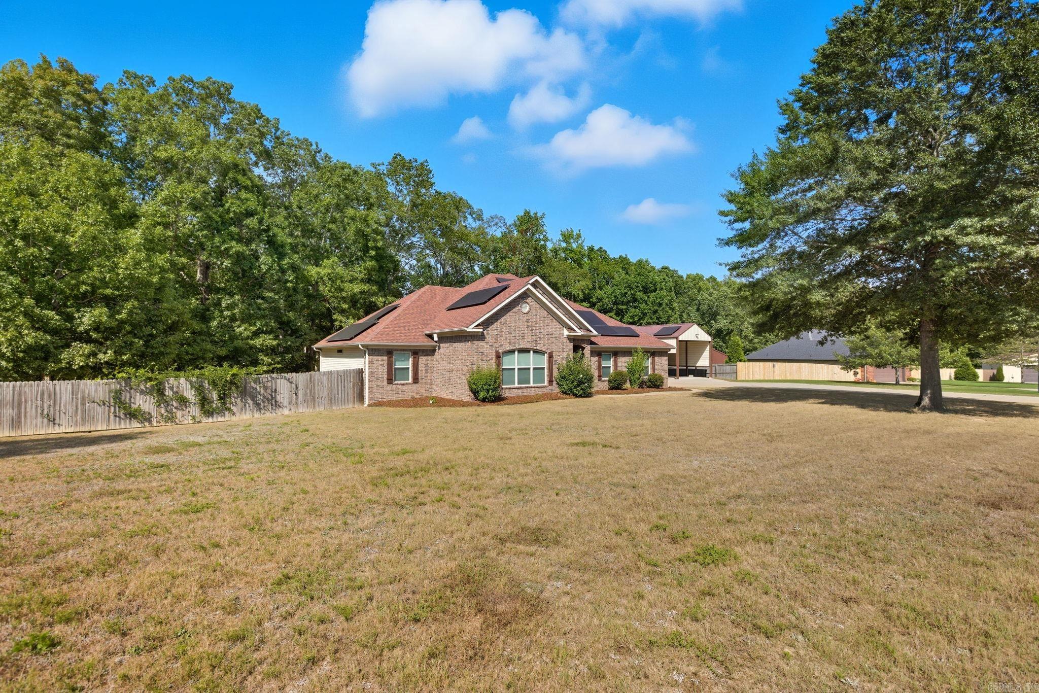 4927 Hickory Nut Ln  Bauxite, AR