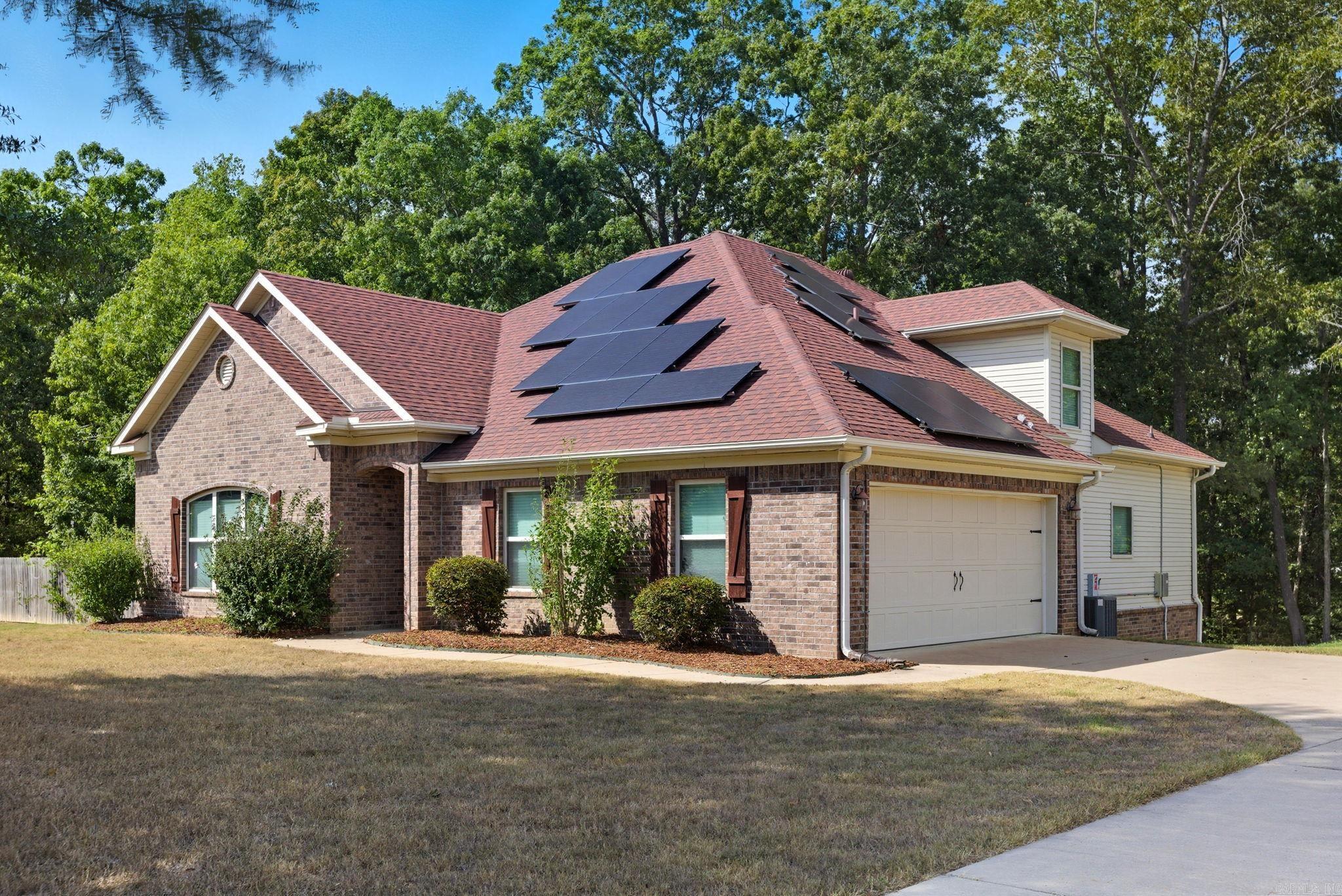4927 Hickory Nut Ln  Bauxite, AR