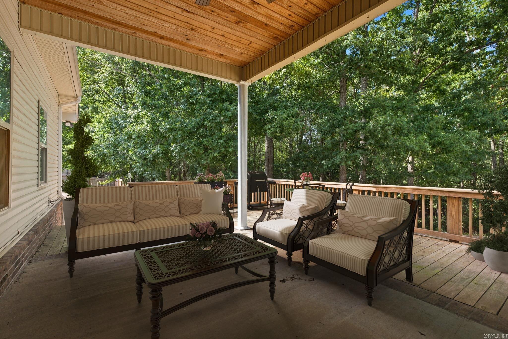 4927 Hickory Nut Ln  Bauxite, AR