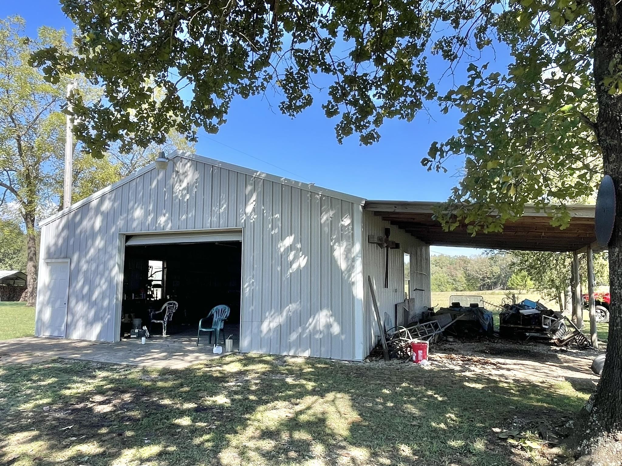 690 N Copperhead  Franklin, AR