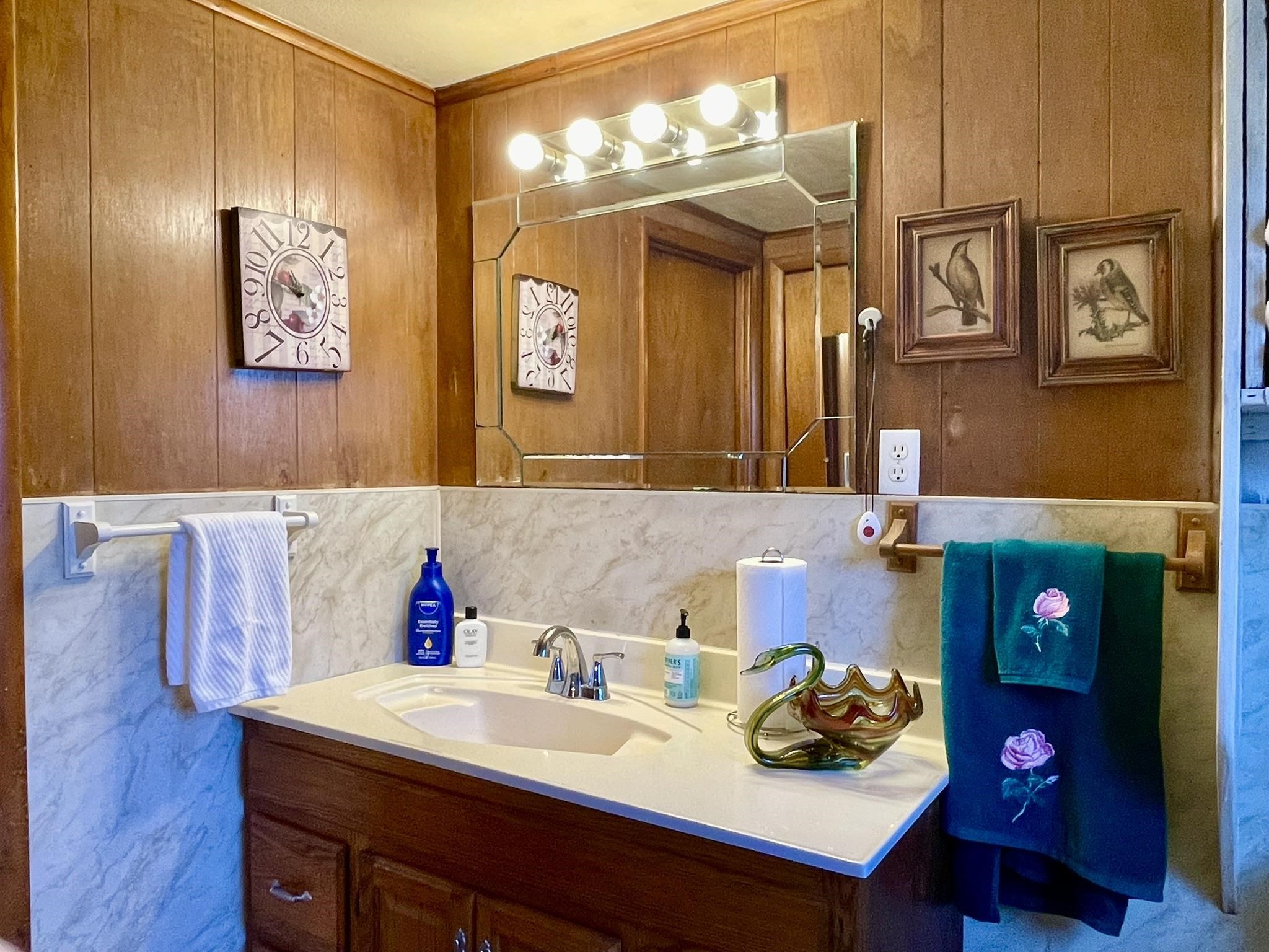 690 N Copperhead  Franklin, AR