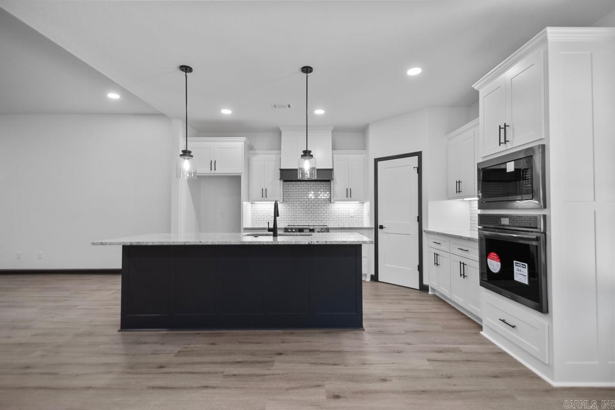 1112 Duke  Bauxite, AR