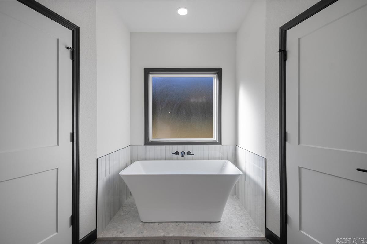 1112 Duke  Bauxite, AR