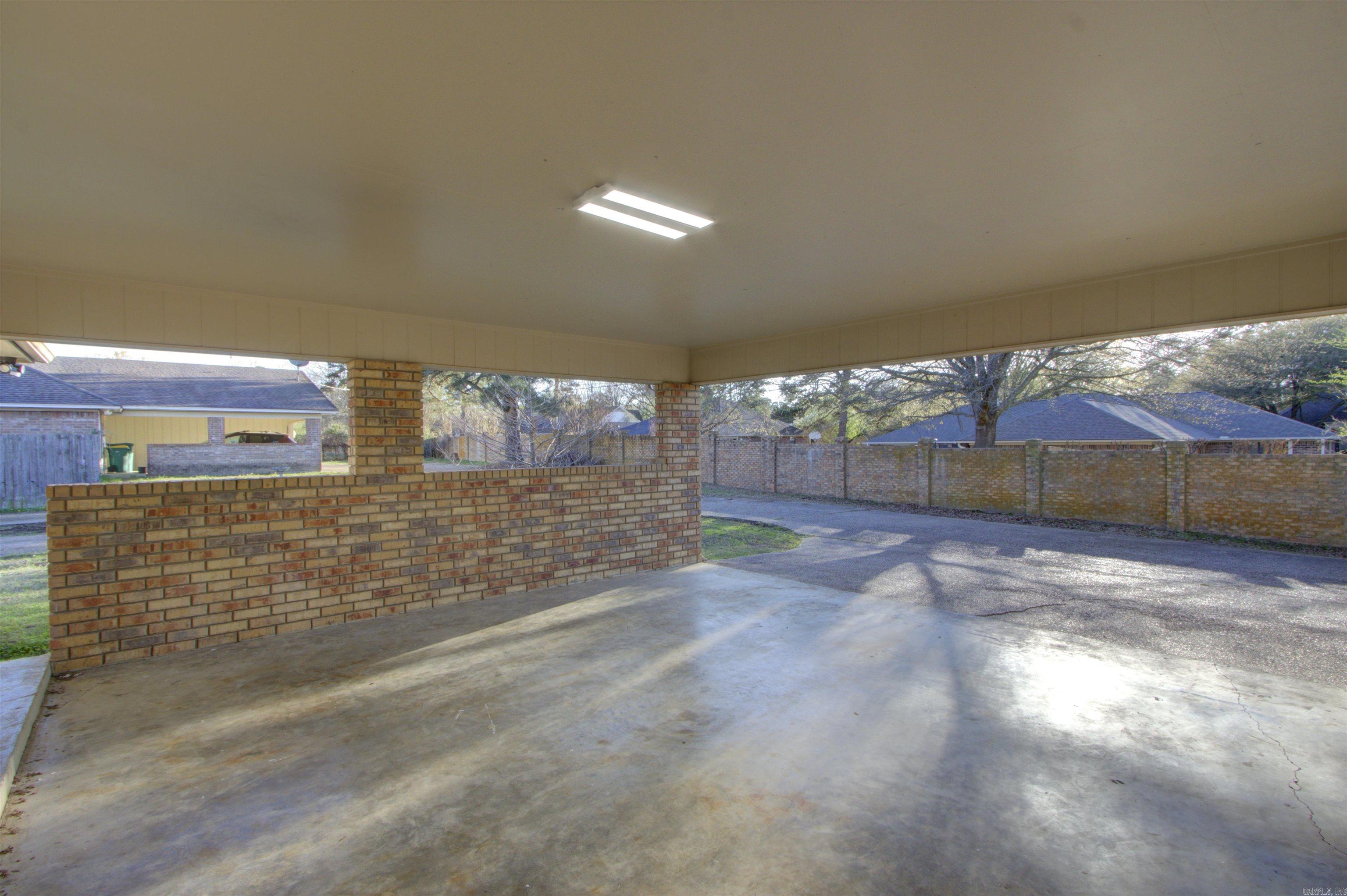 5805 Sidney  Texarkana, TX