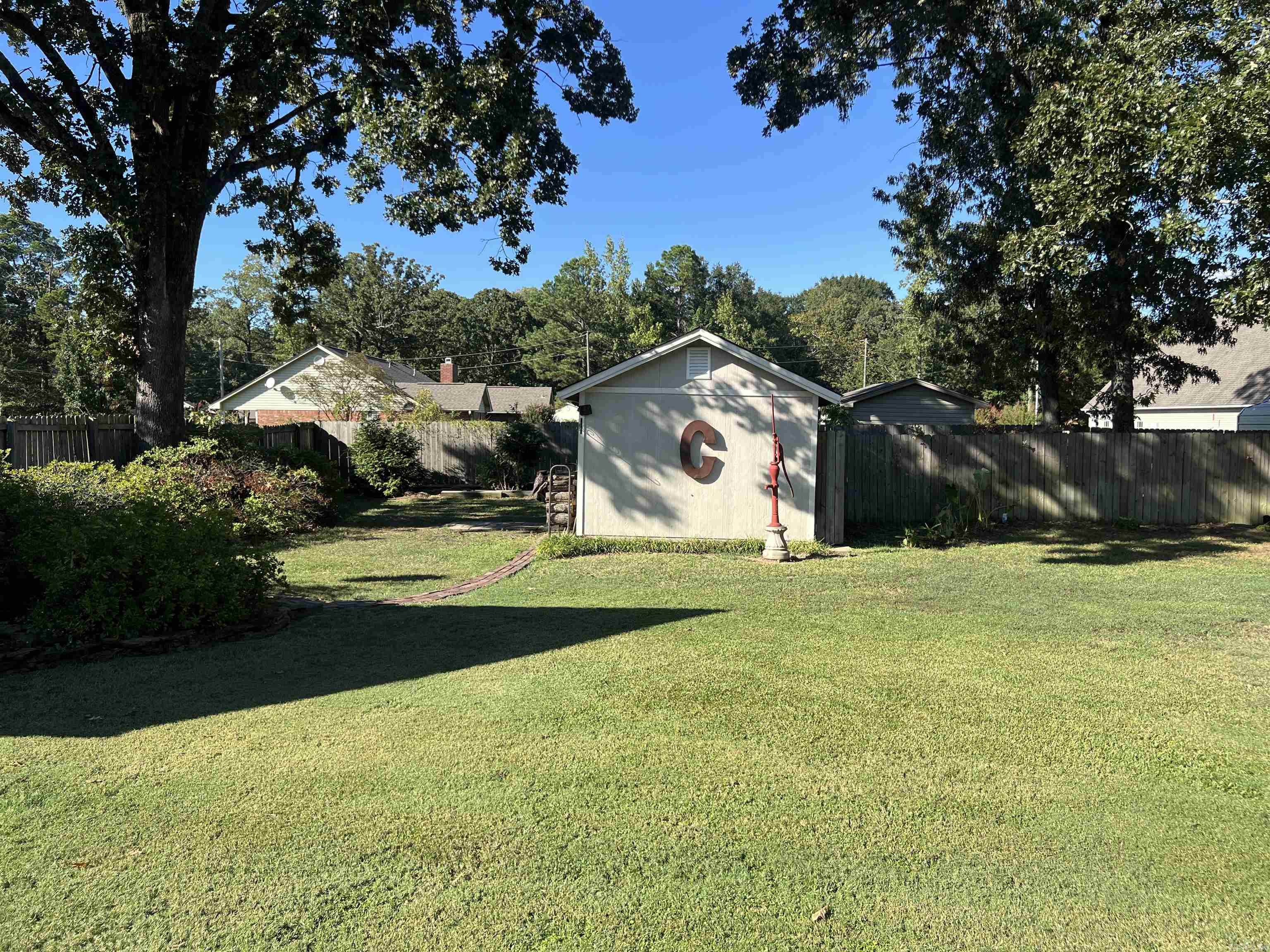 319 Edwards  Pine Bluff, AR