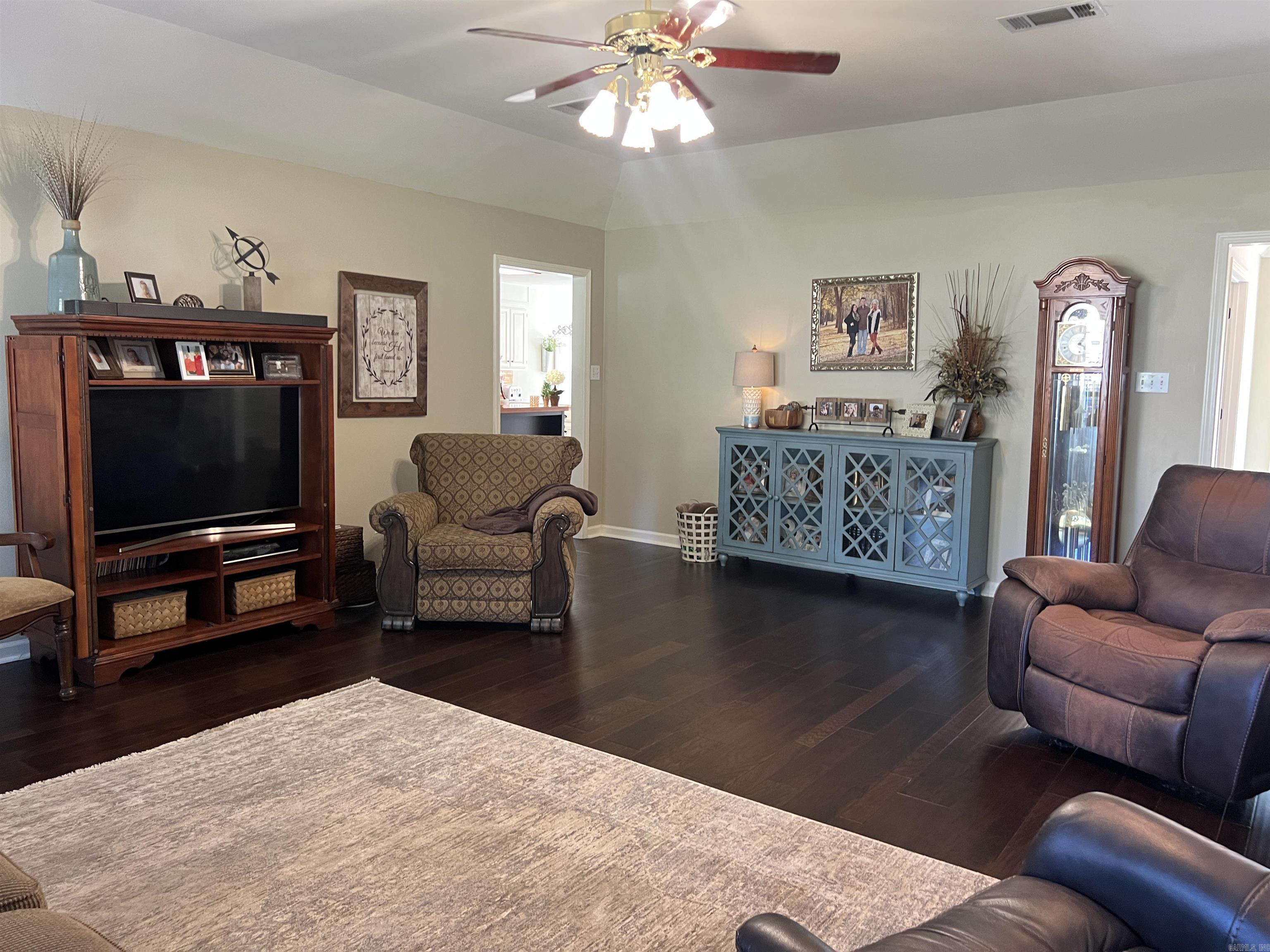 319 Edwards  Pine Bluff, AR