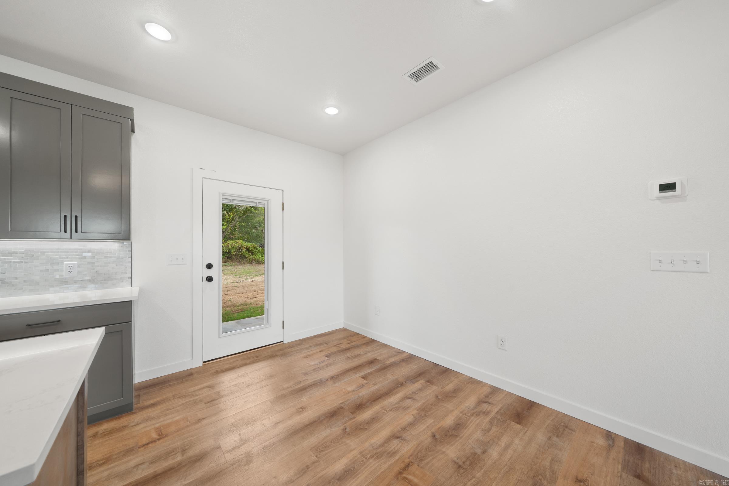 275 Polk Road 76 E  Mena, AR