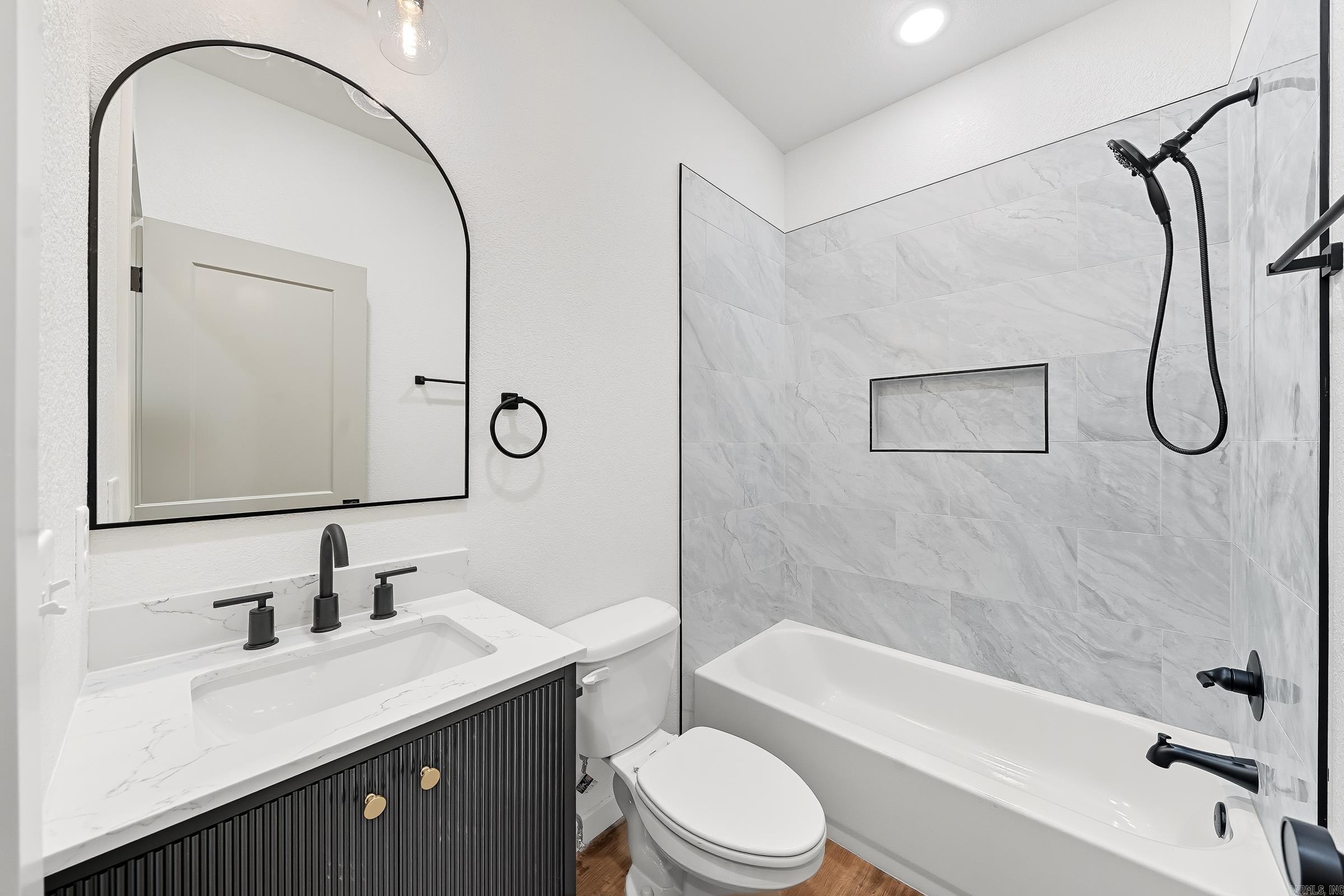 275 Polk Road 76 E  Mena, AR