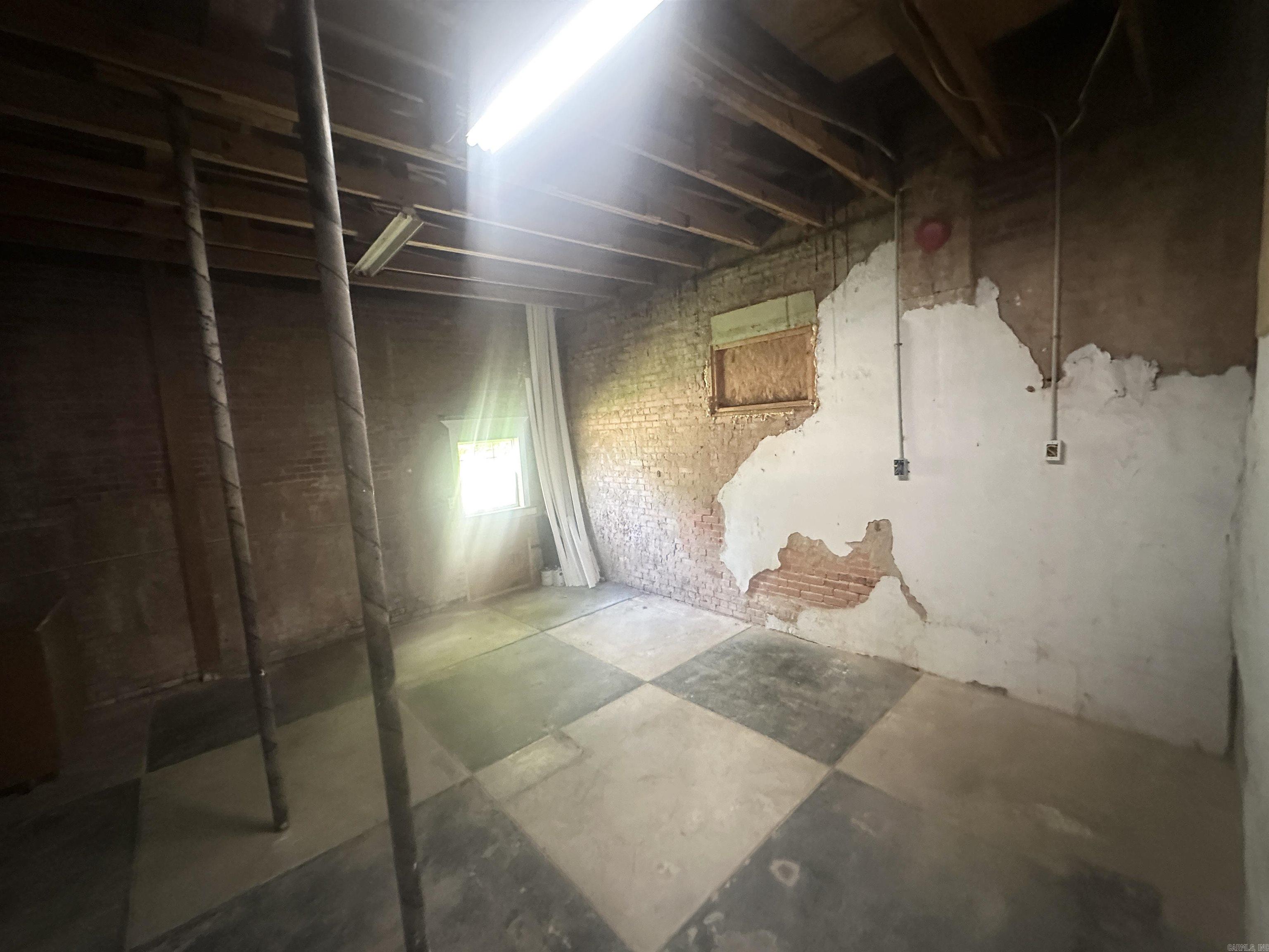 100 Central Avenue  Marietta, TX