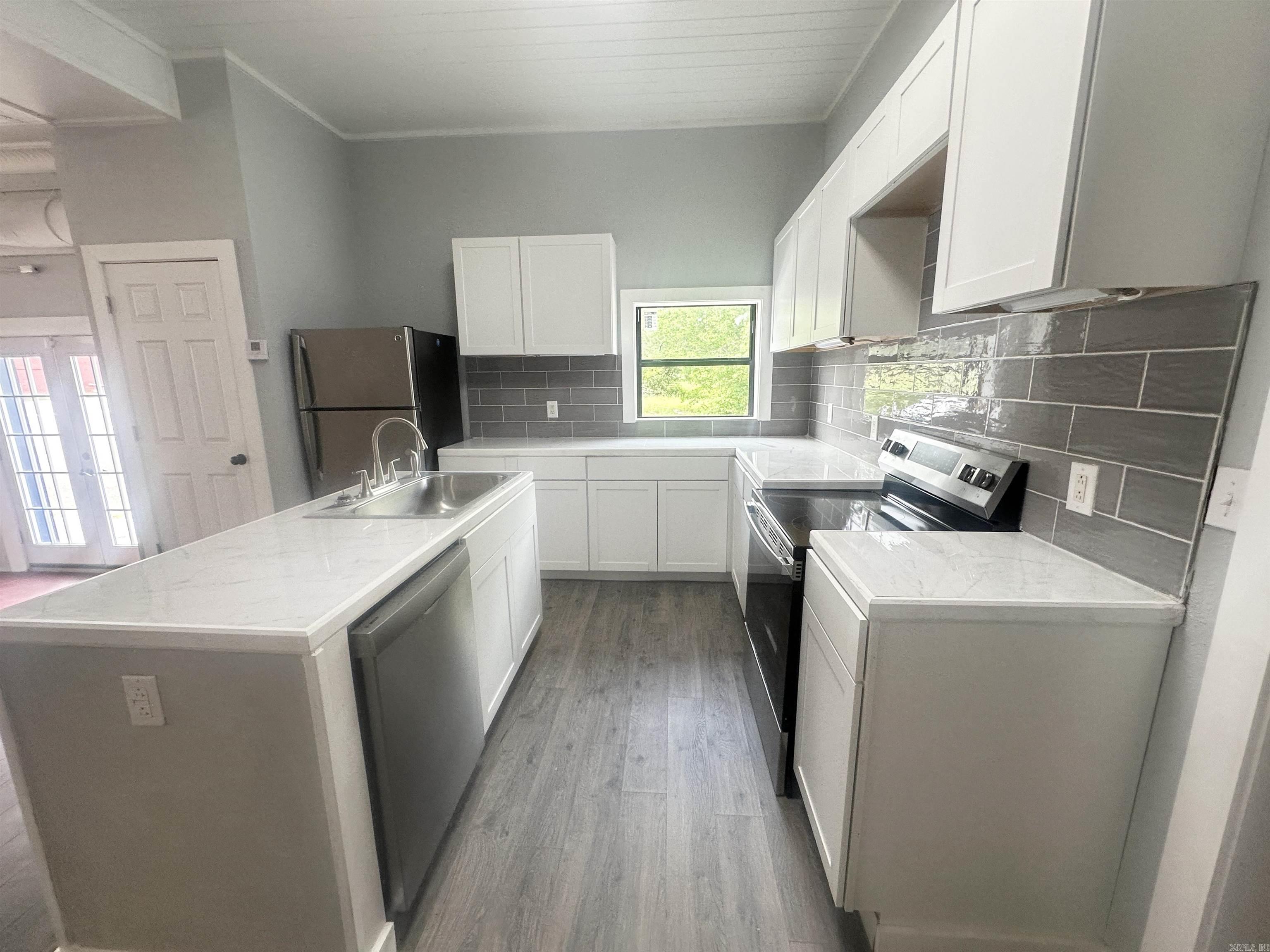 100 Central Avenue  Marietta, TX