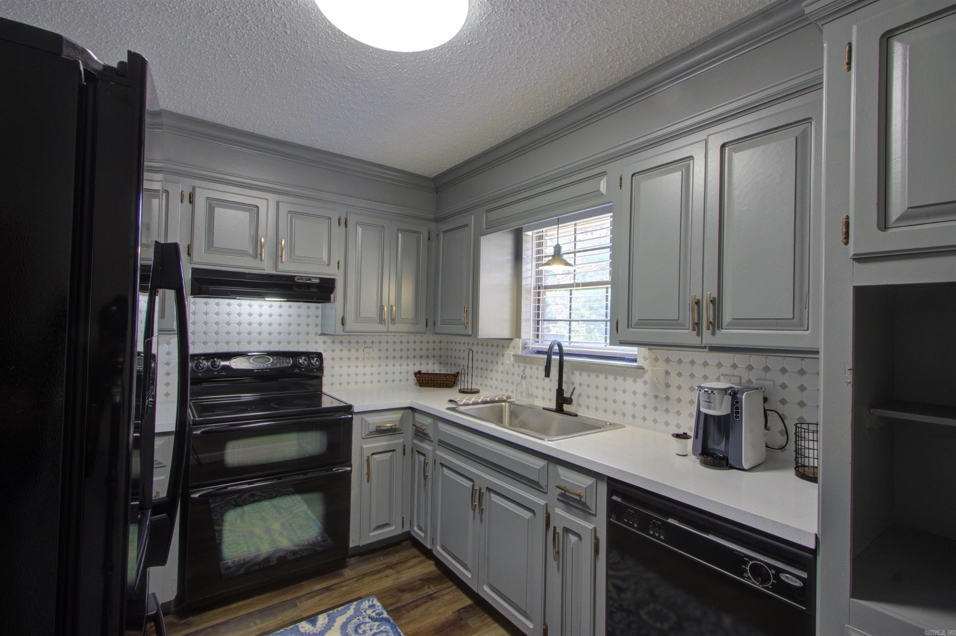 3516 Skyline Blvd  Texarkana, TX