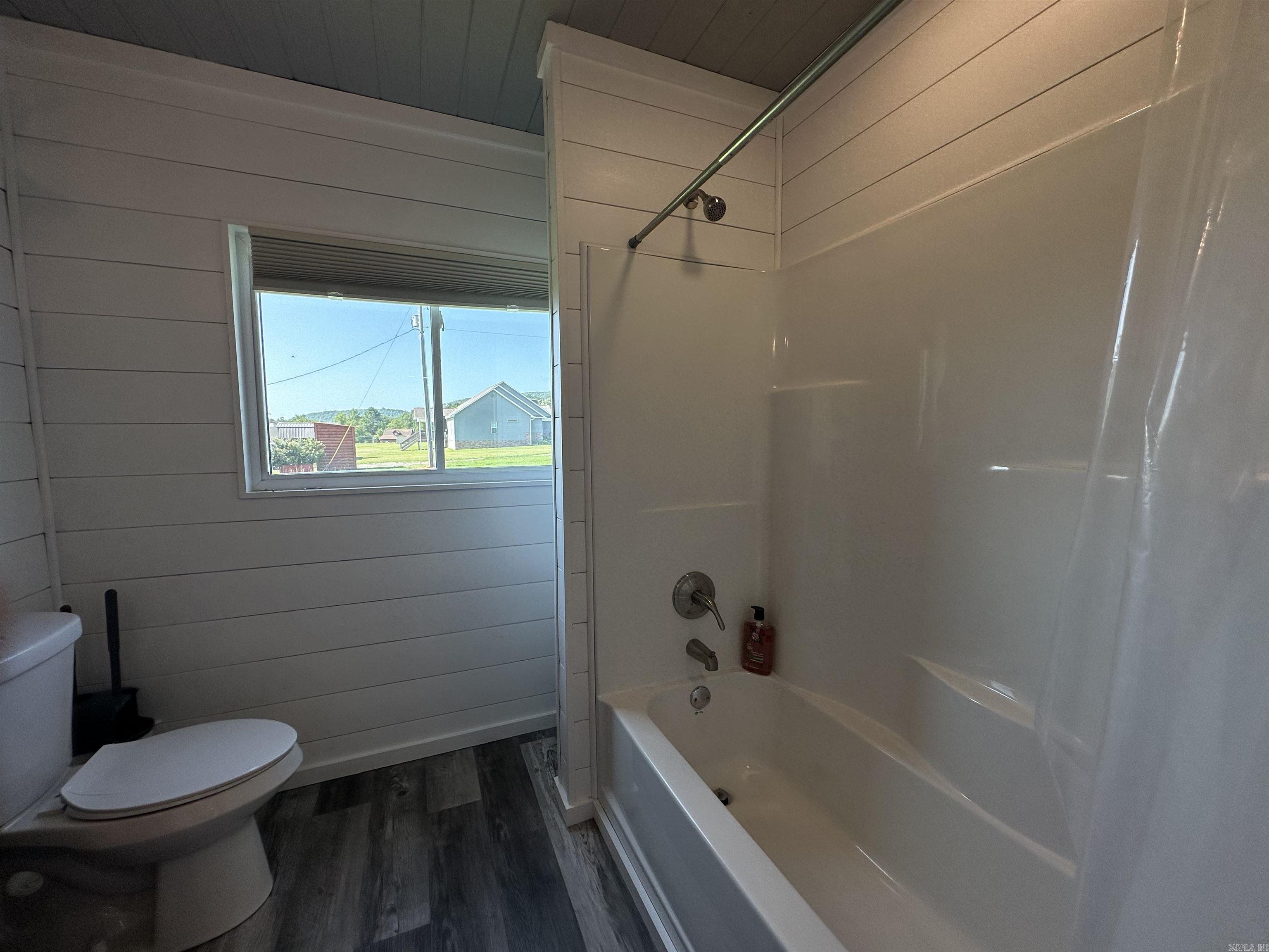 896 Vaughn Lazy Bear on the Caddo Glenwood, AR