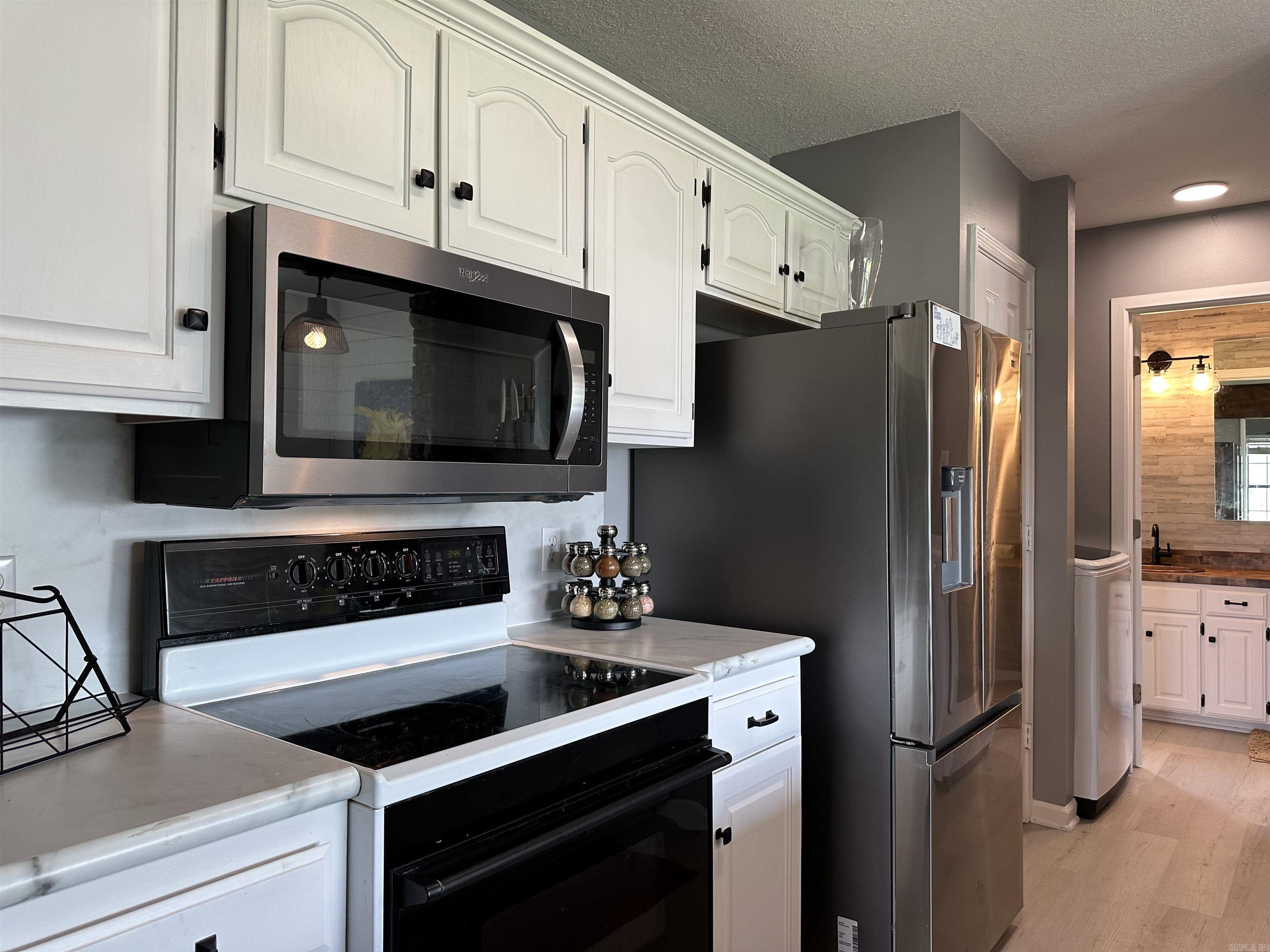 896 Vaughn Lazy Bear on the Caddo Glenwood, AR