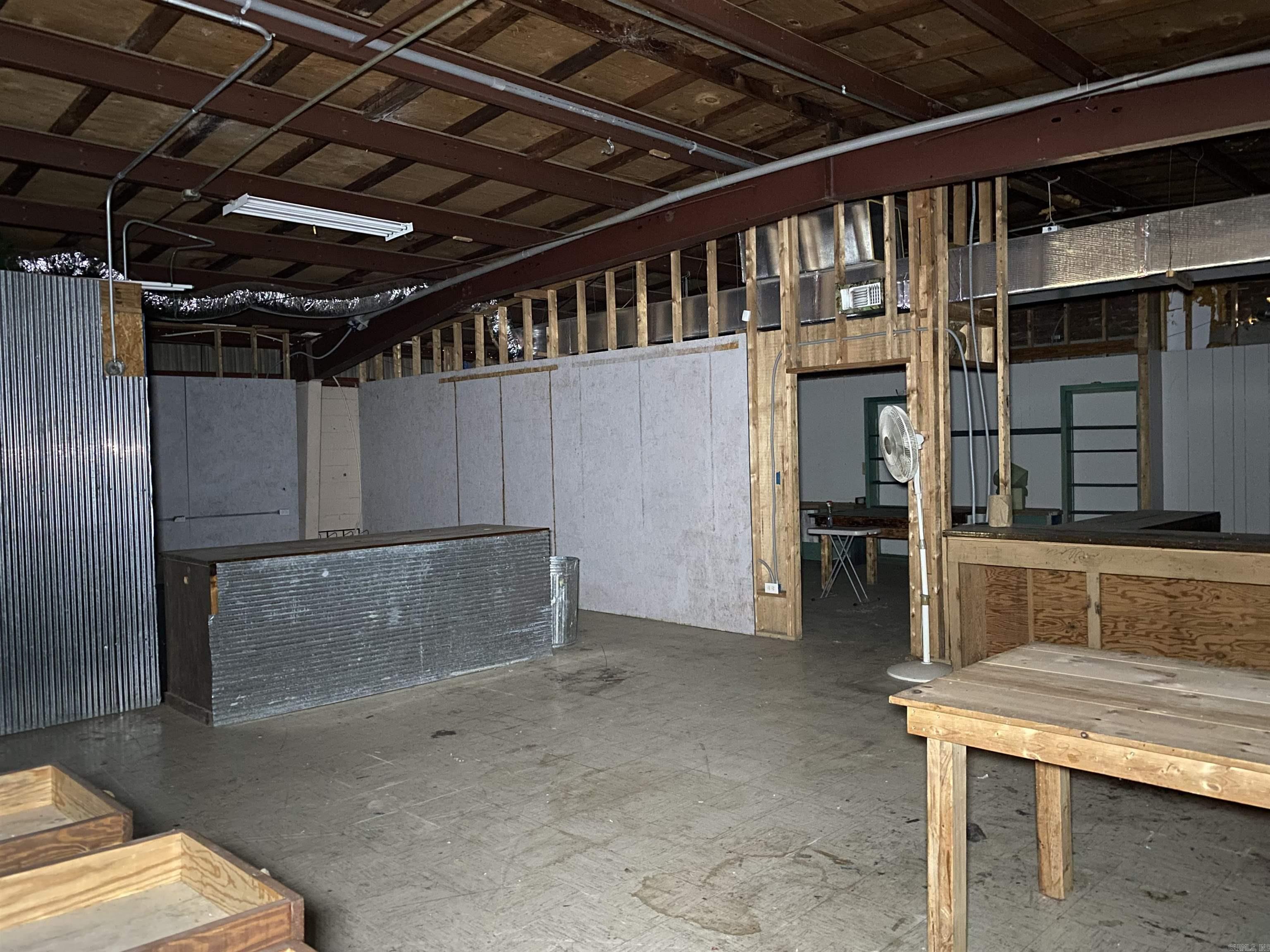 1001 W 1st Ave  Crossett, AR