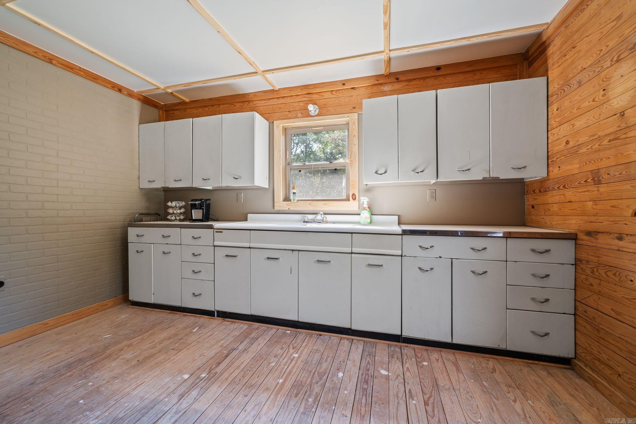 3024 Red Bench Rd  Paris, AR