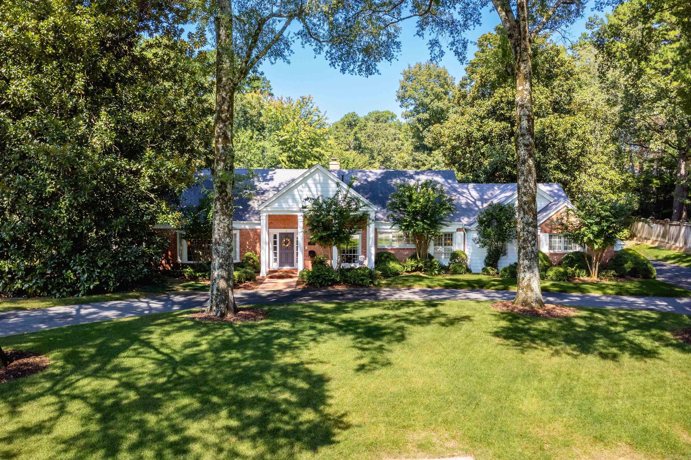 4 Hillandale Drive