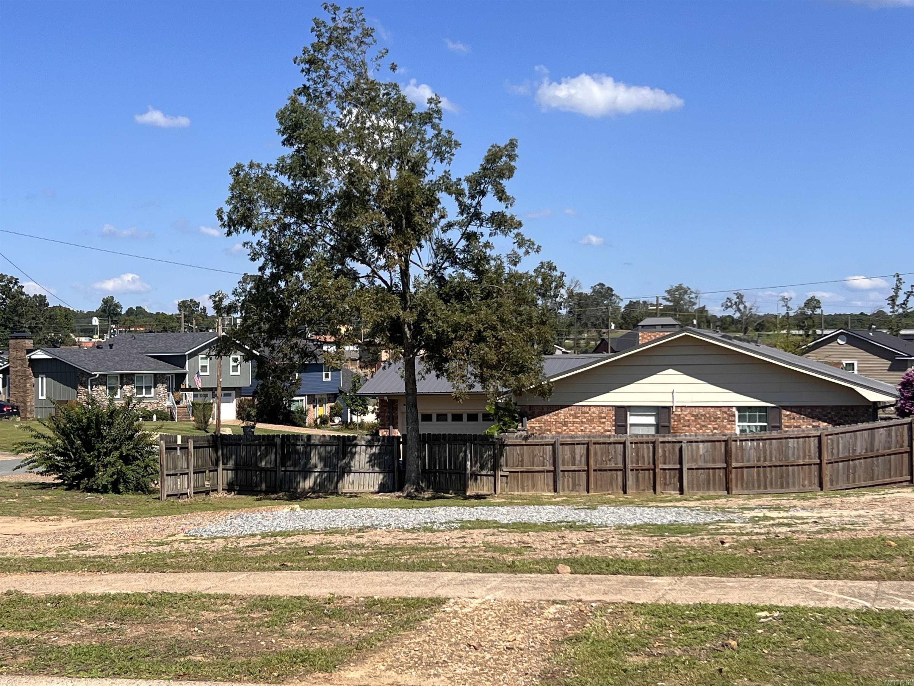 10702 Breckenridge  Little Rock, AR