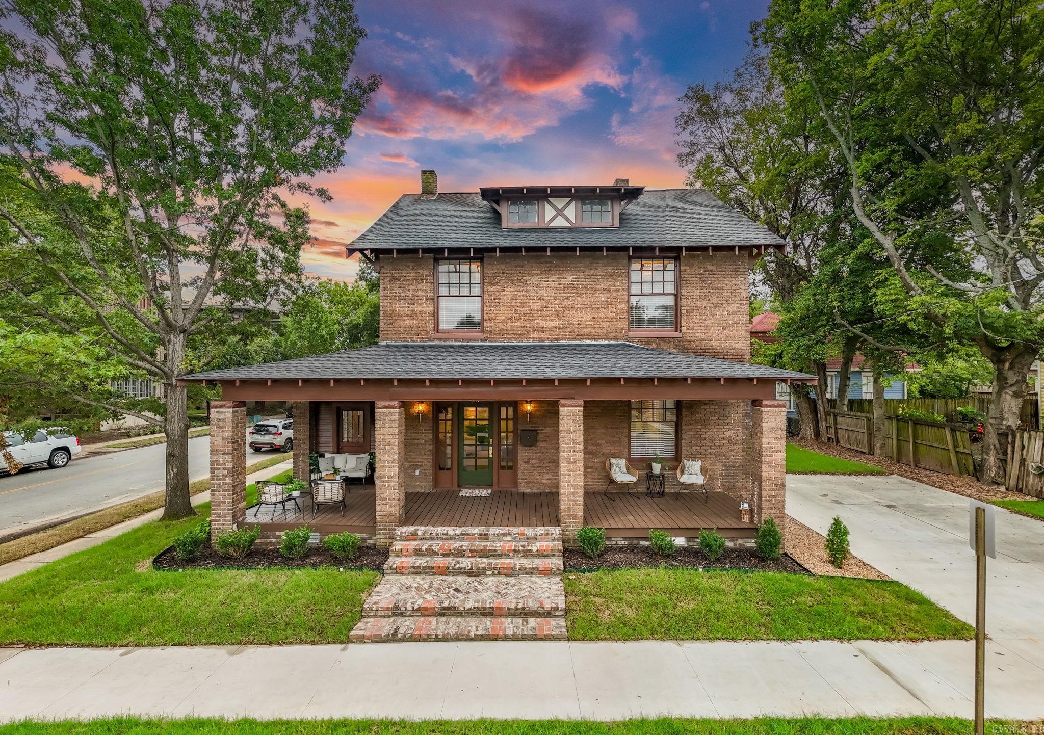 201 W Daisy L Gatson Bates Drive  Little Rock, AR