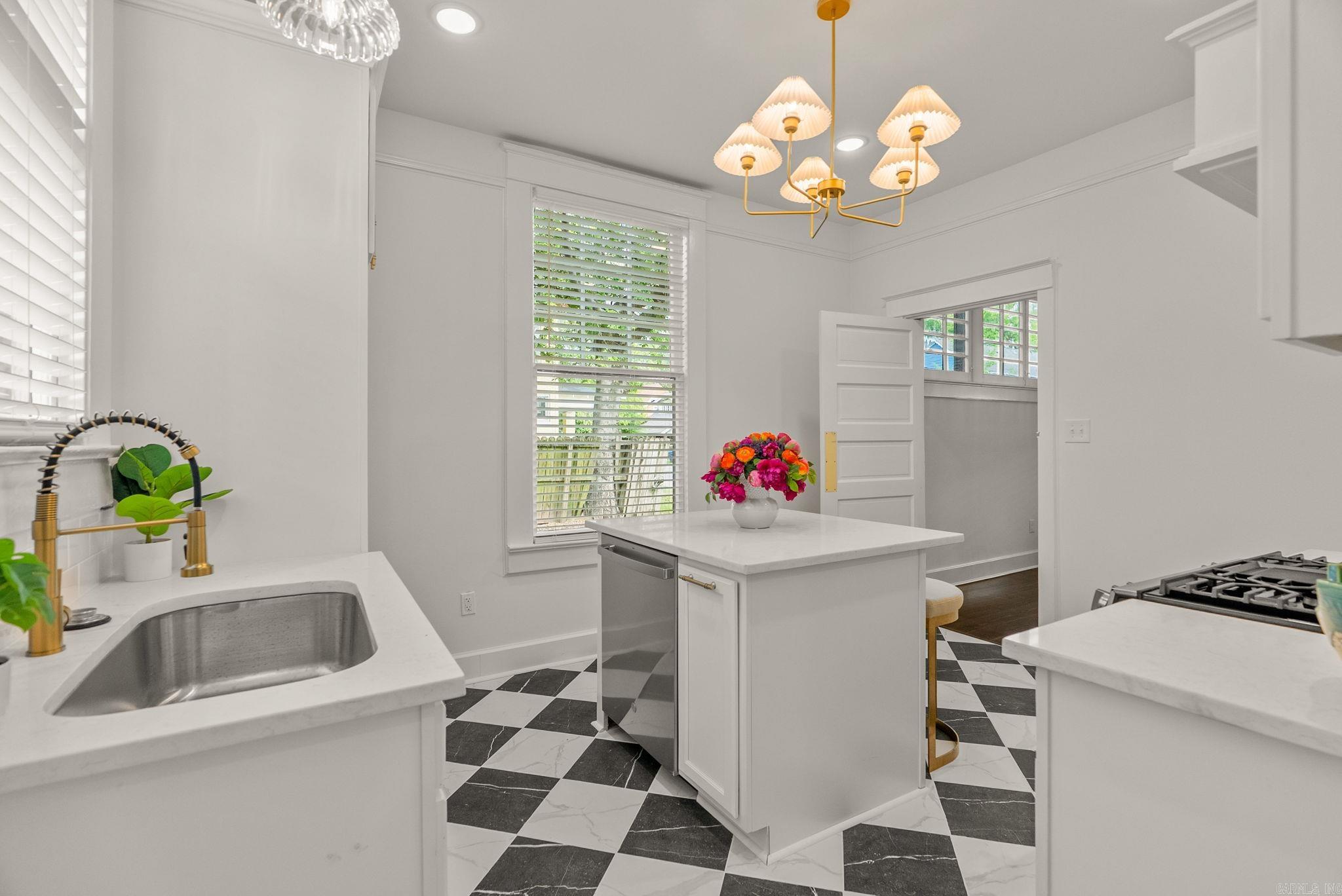 201 W Daisy L Gatson Bates Drive  Little Rock, AR