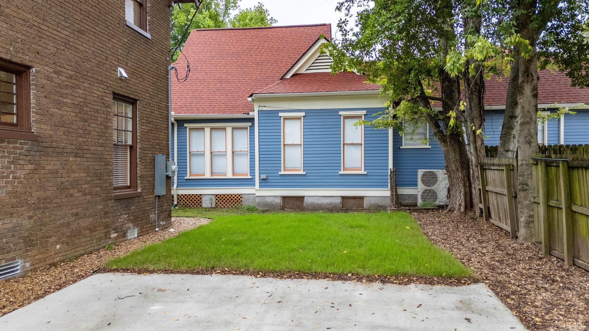 201 W Daisy L Gatson Bates Drive  Little Rock, AR