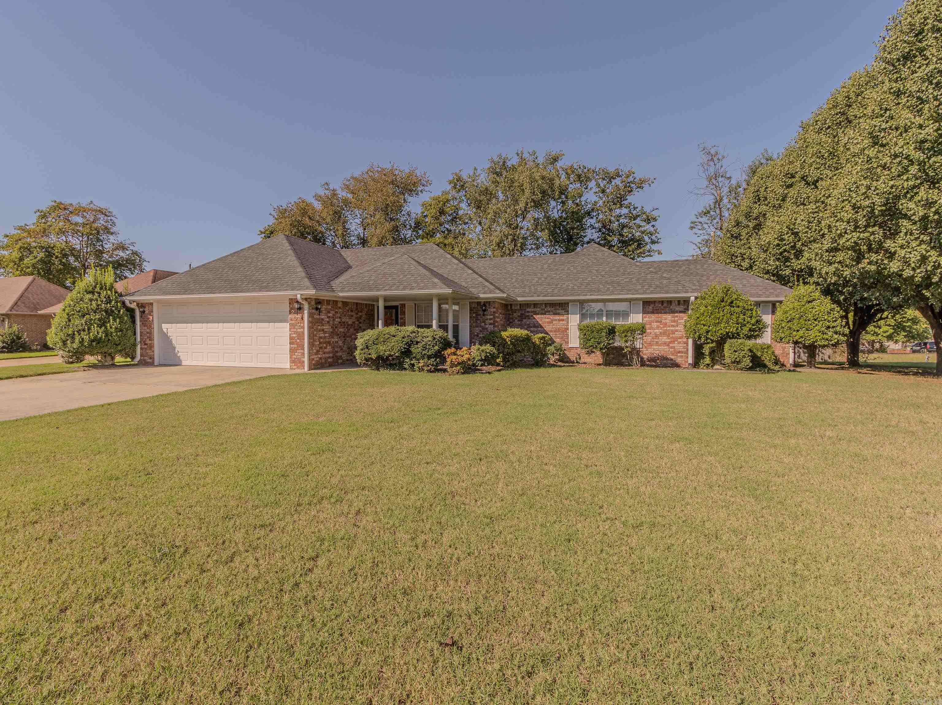 200 S Center Hill Road