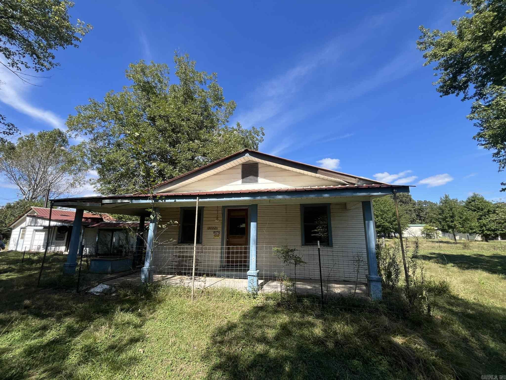 3720 Hwy 8 W