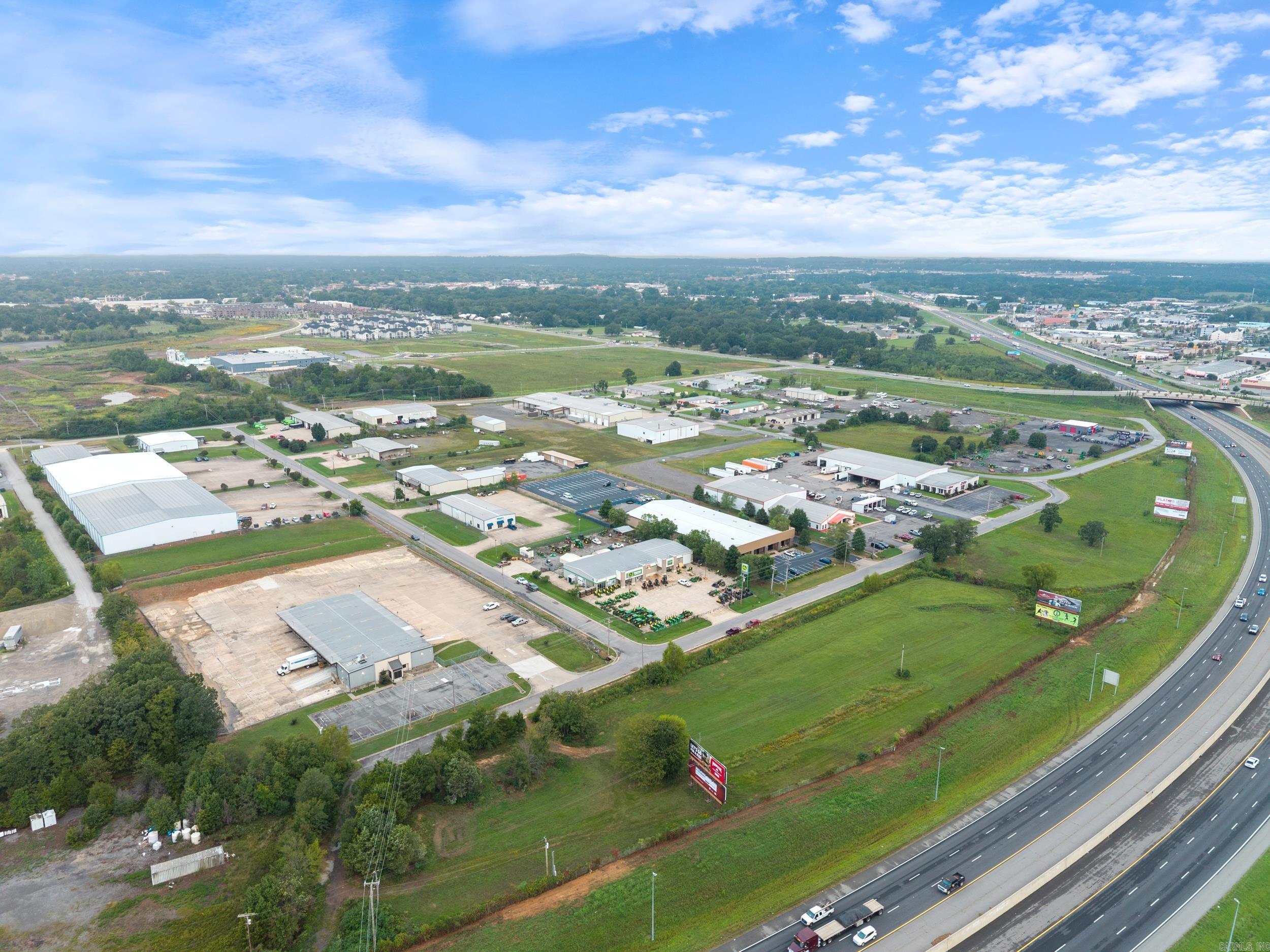 205 Tilk  Conway, AR