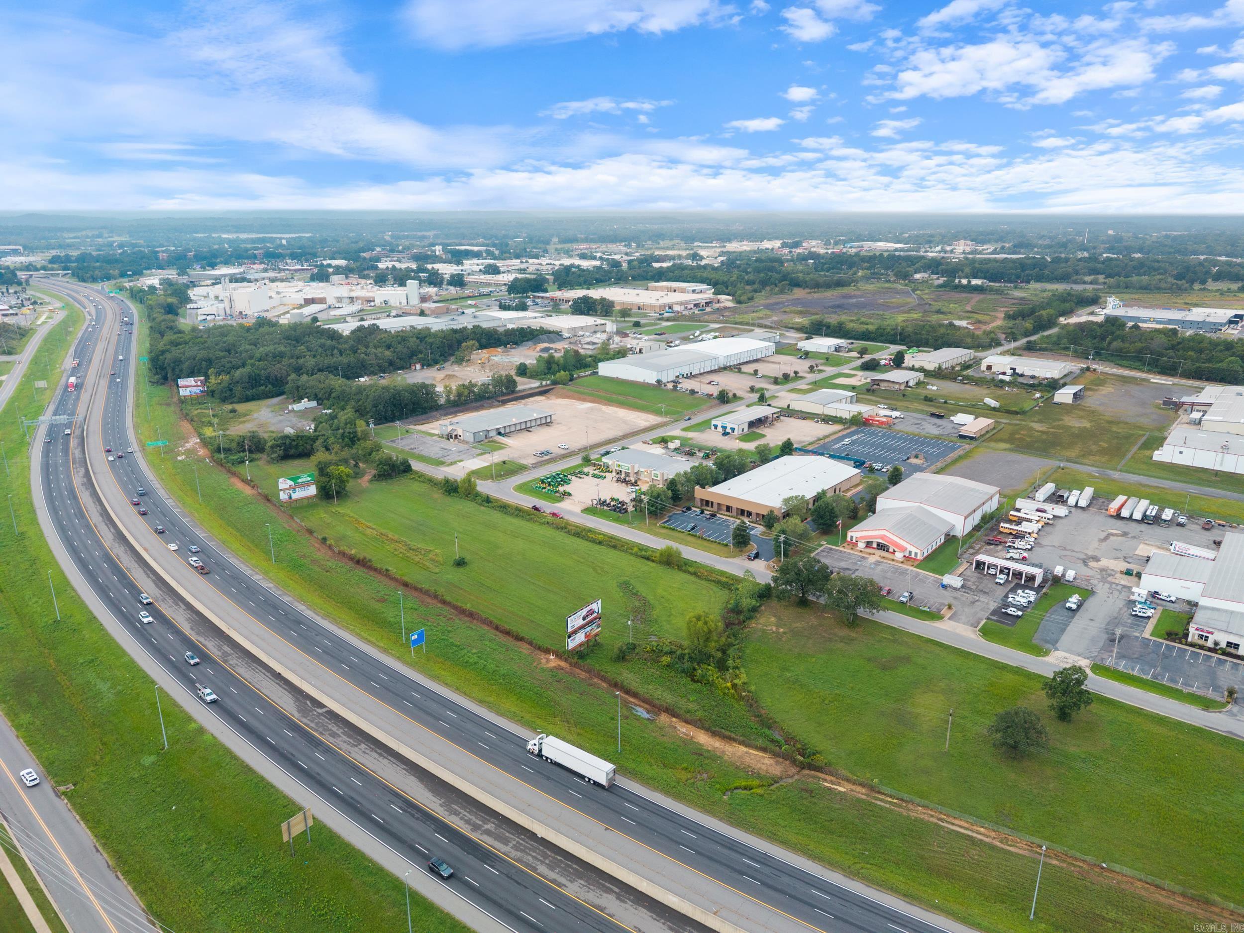 205 Tilk  Conway, AR