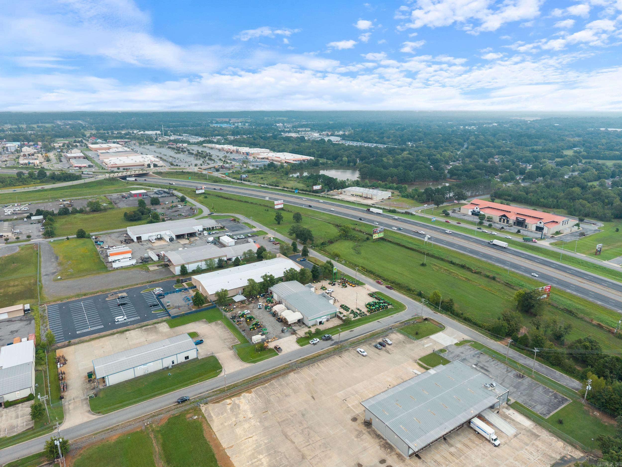 205 Tilk  Conway, AR