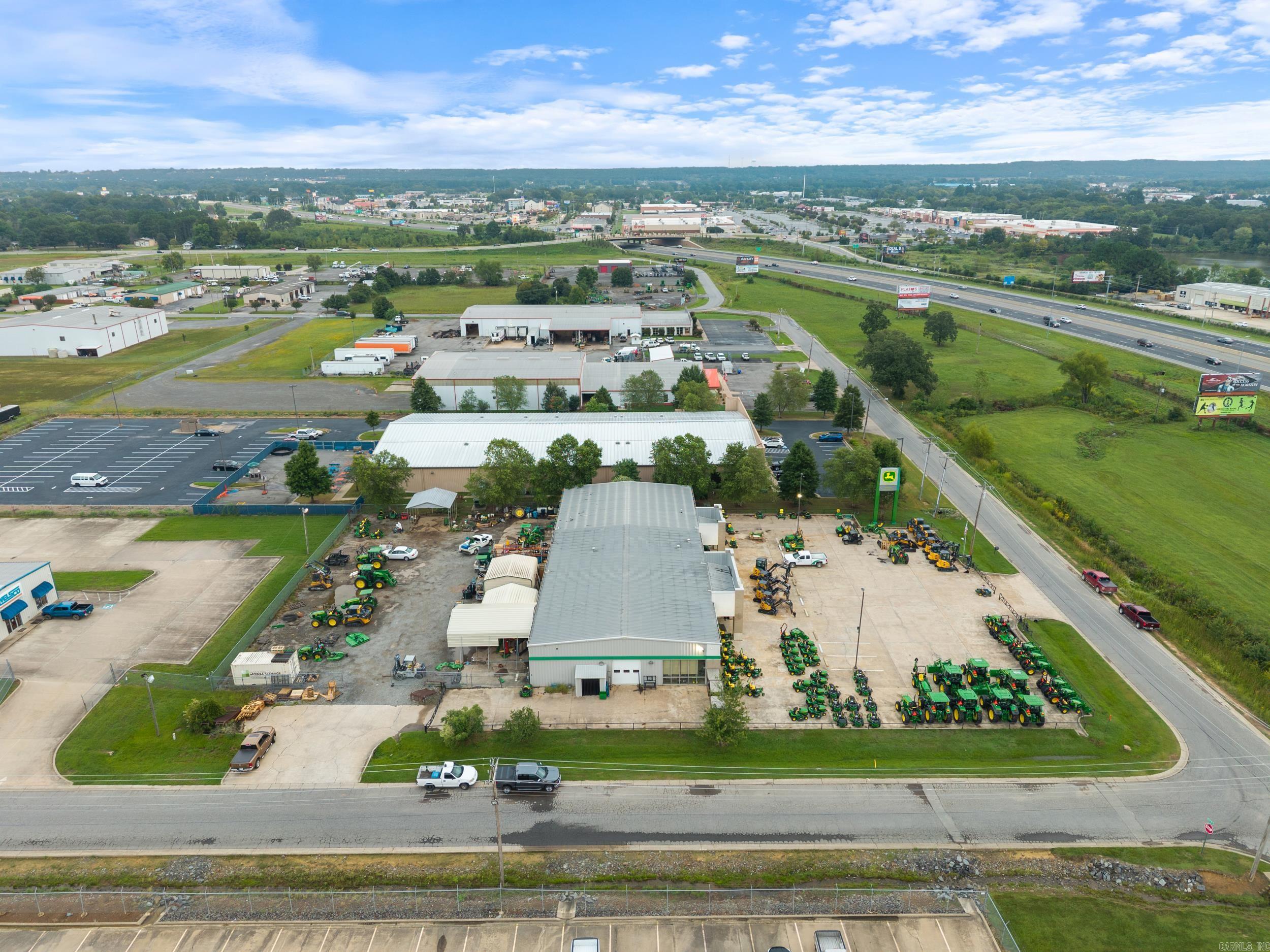 205 Tilk  Conway, AR