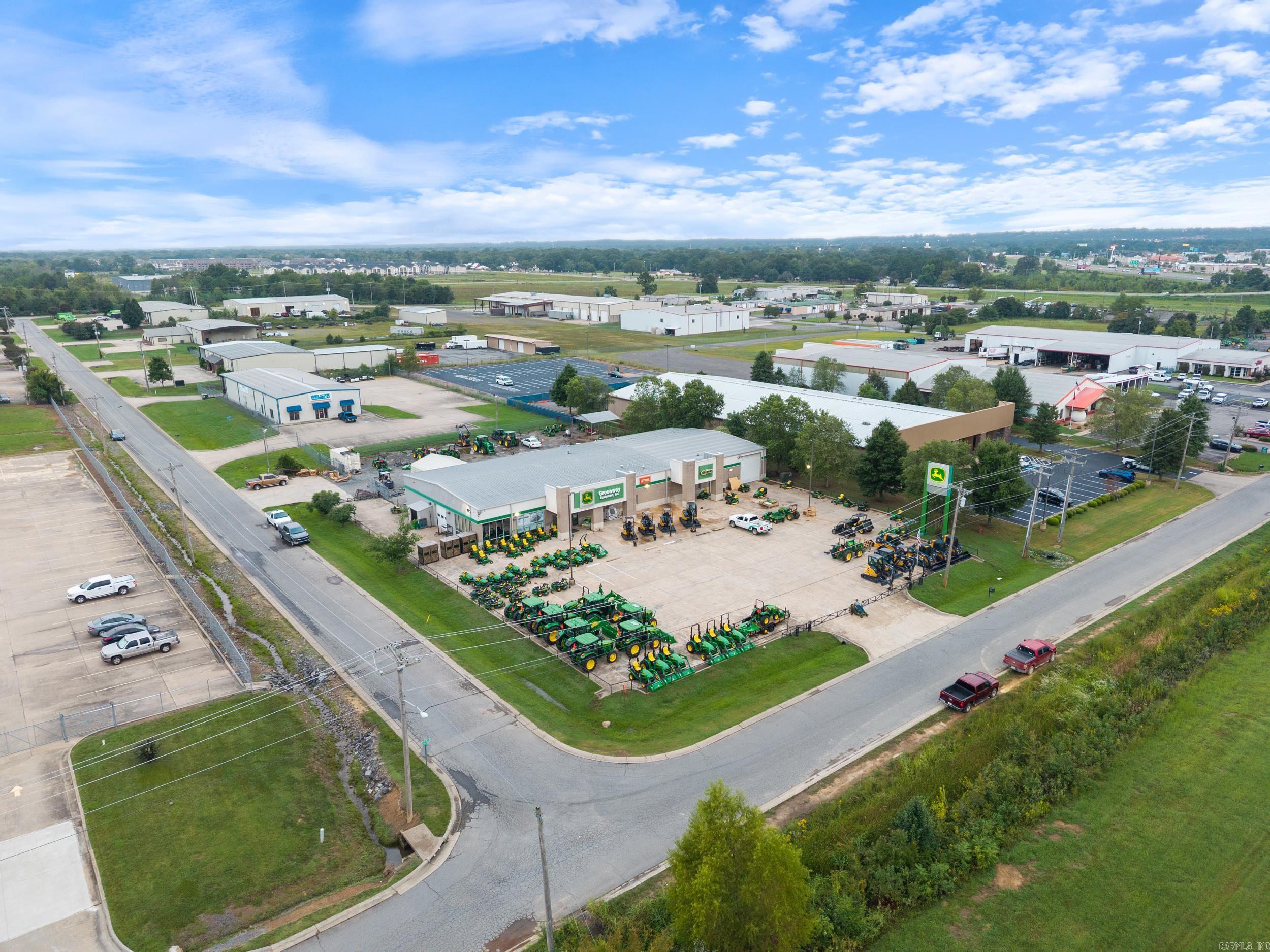 205 Tilk  Conway, AR