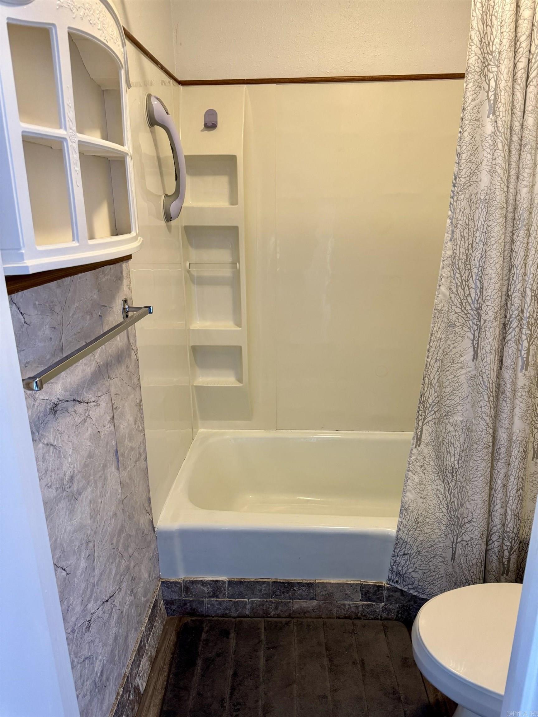 157 La Vista  Hot Springs Village, AR