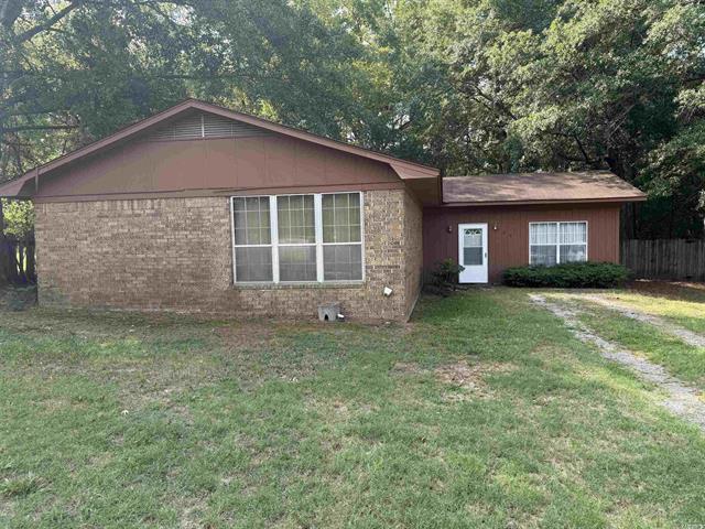 208 S Amis Street  Rison, AR
