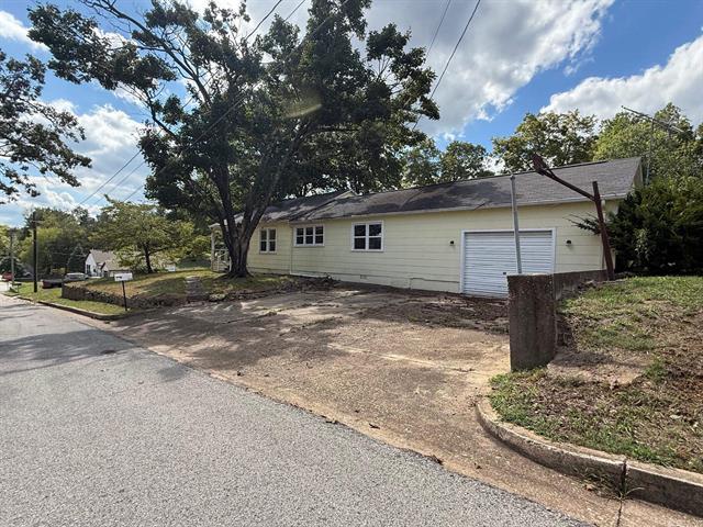 413  Halstead  West Plains, MO, AR