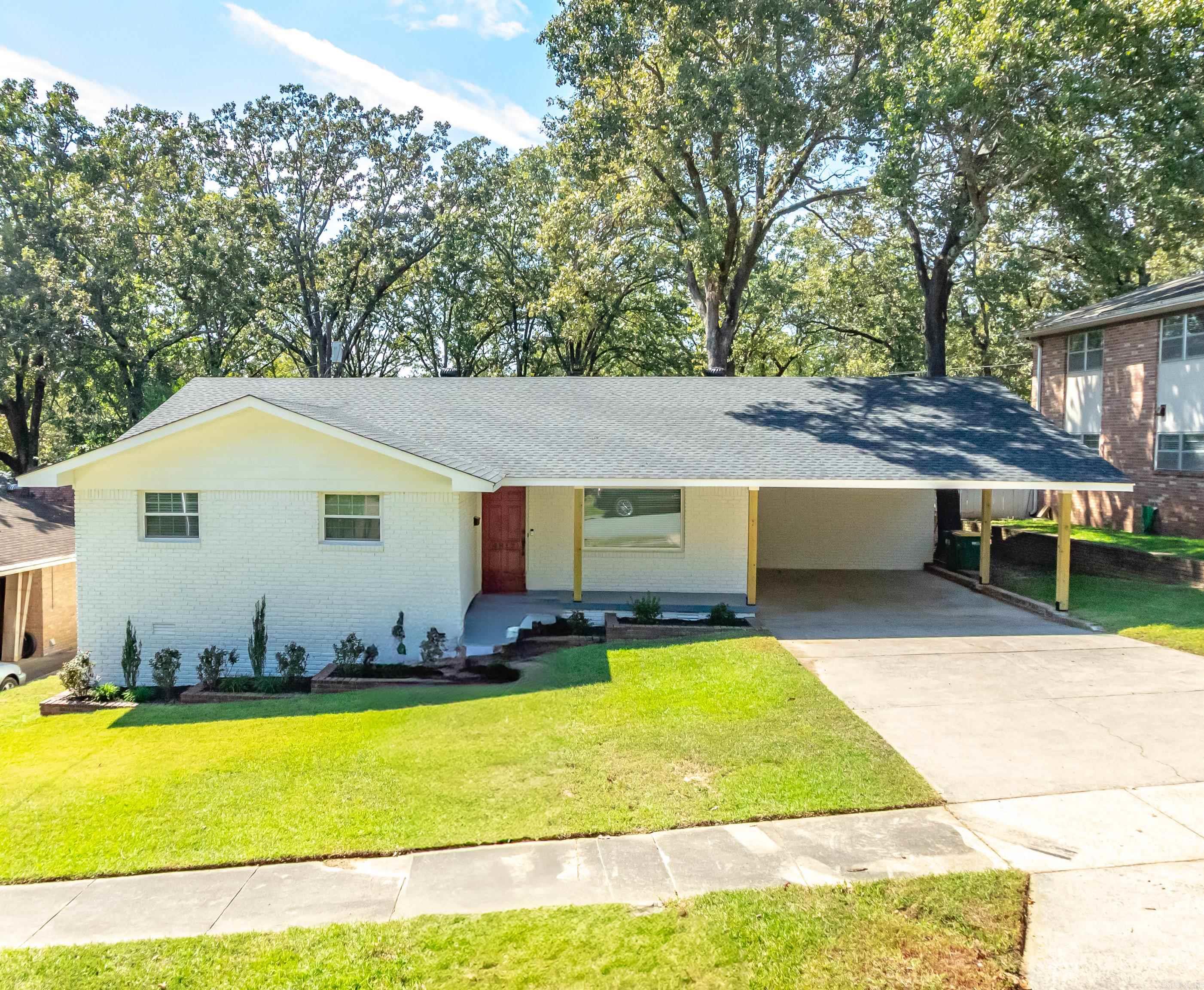 4817 Arlington Drive