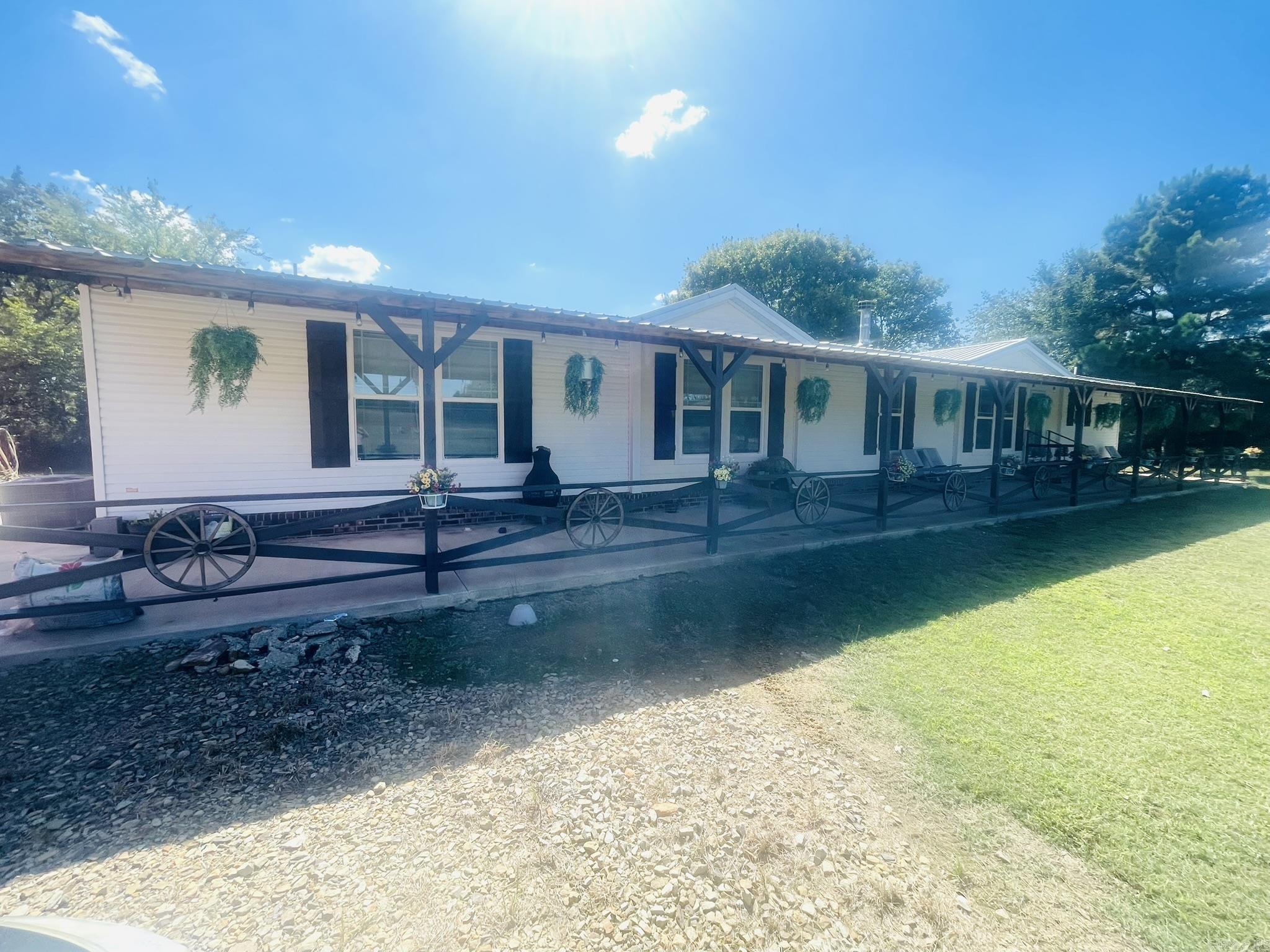 368 Russell Mountain Road  Bald Knob, AR