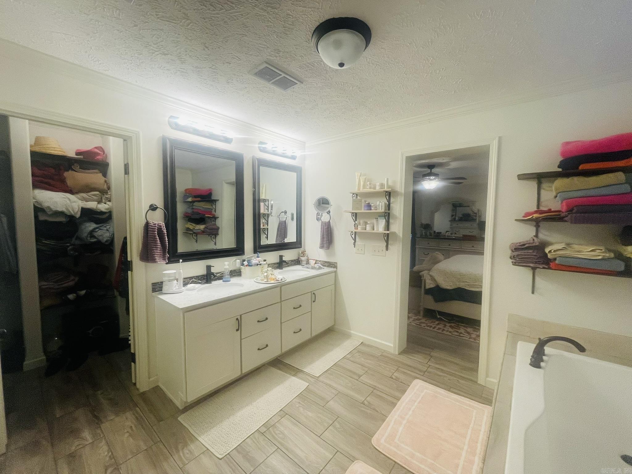 368 Russell Mountain Road  Bald Knob, AR