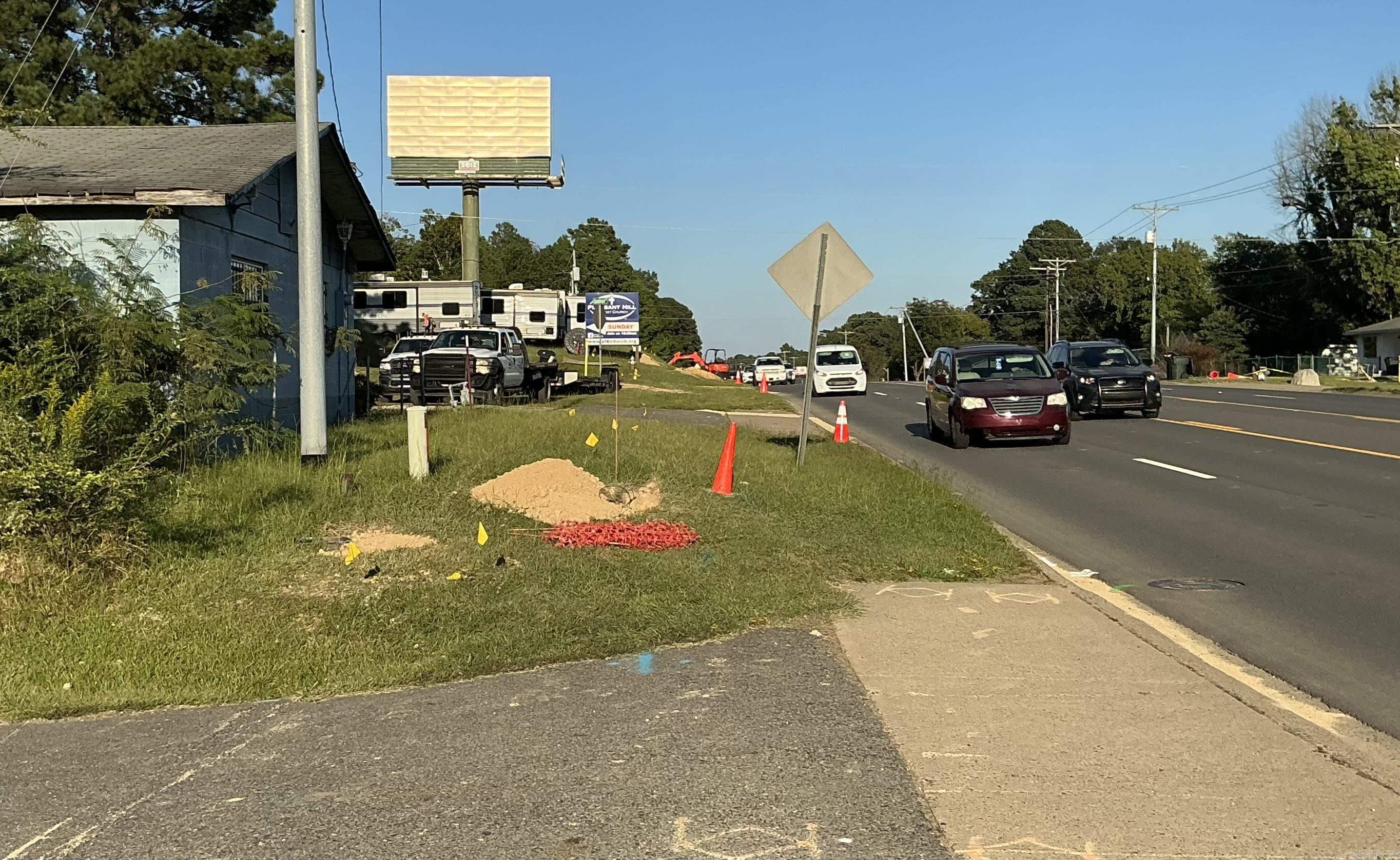 2208 Airport  Hot Springs, AR