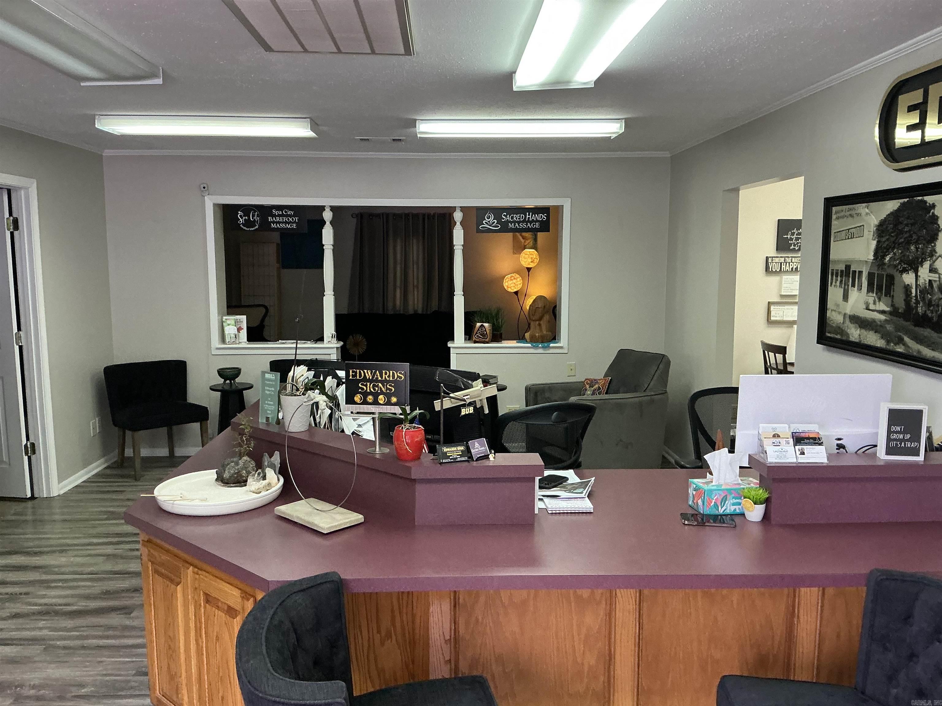 2208 Airport  Hot Springs, AR