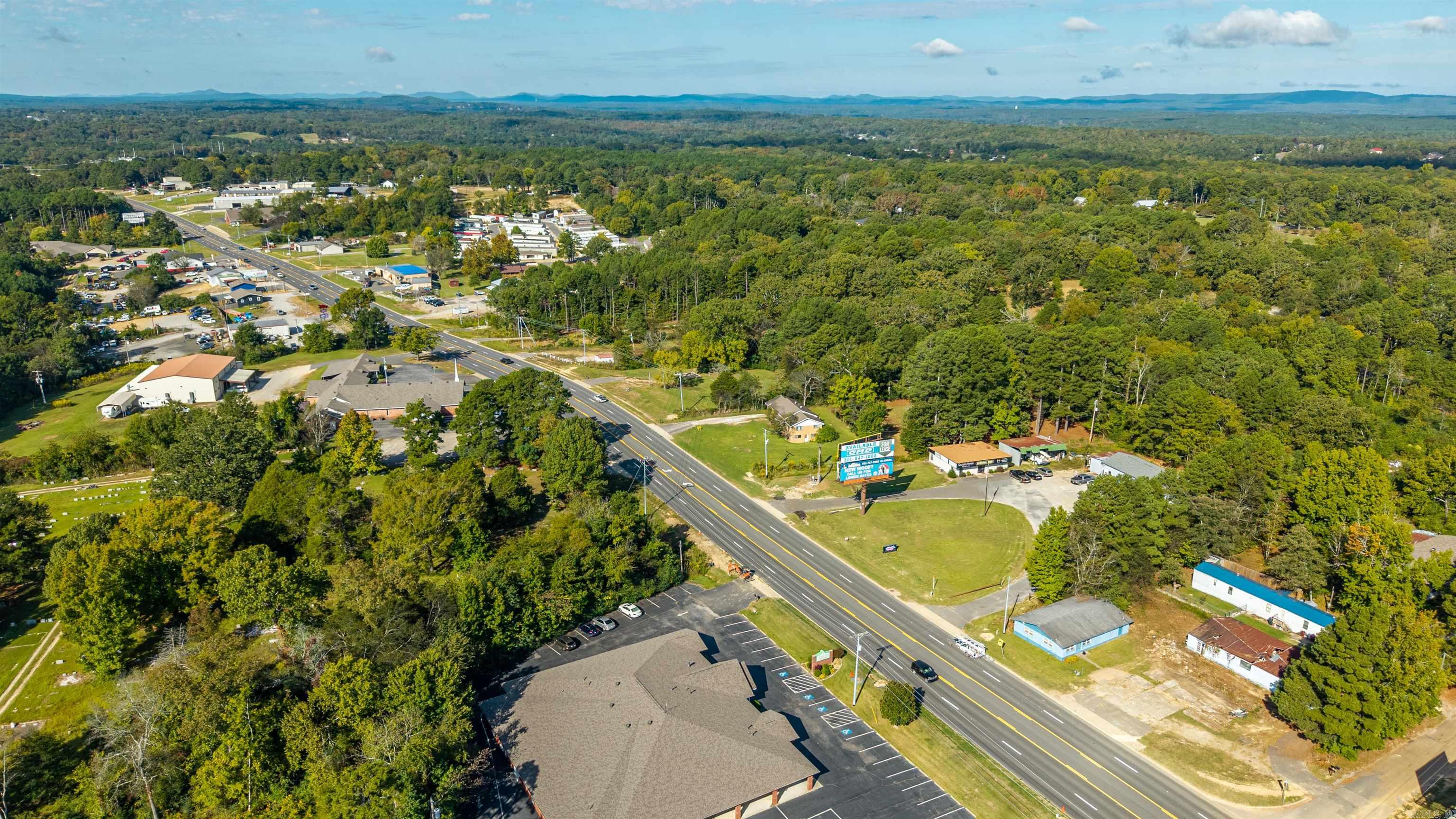 2208 Airport  Hot Springs, AR