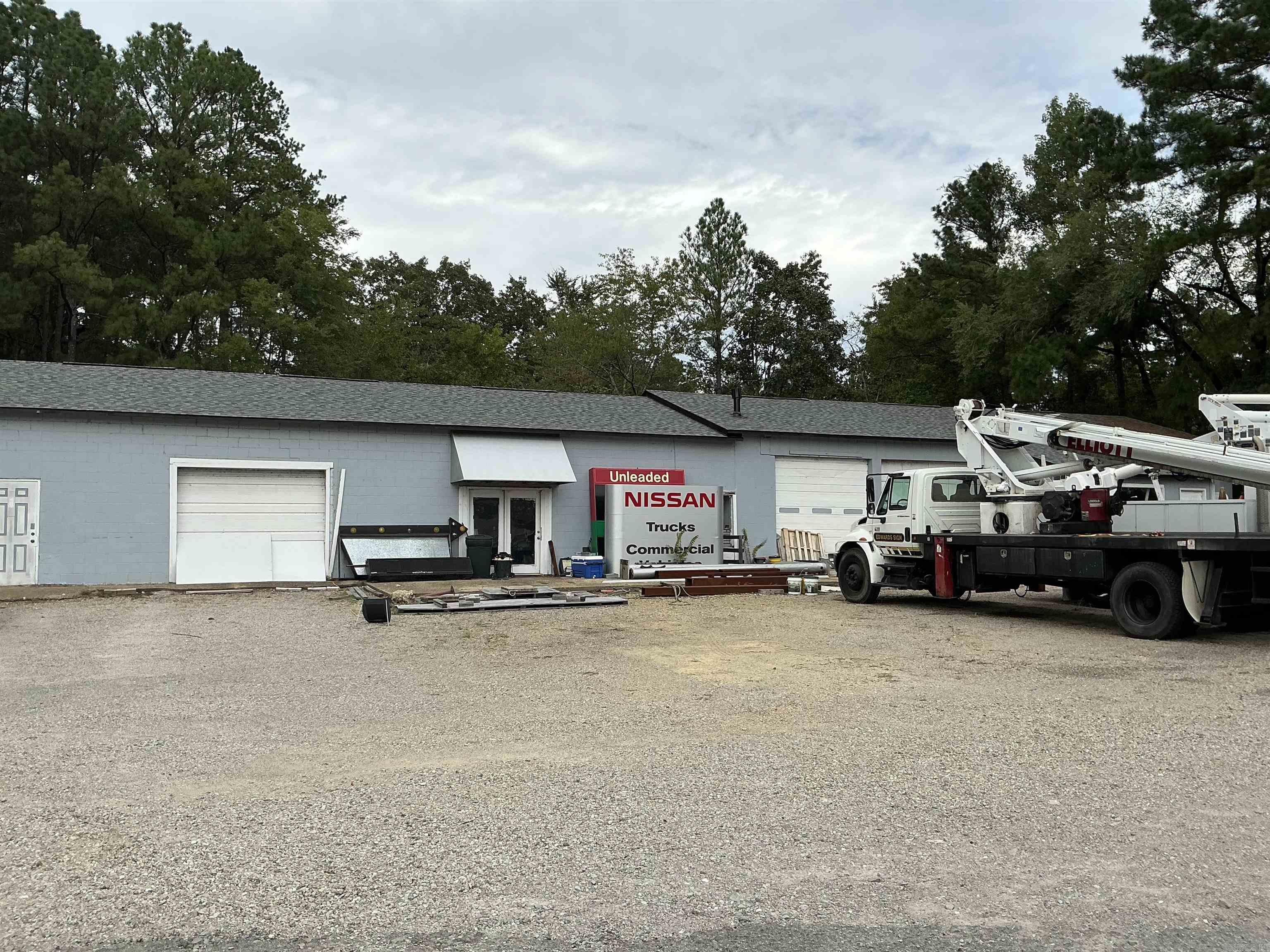 2208 Airport  Hot Springs, AR