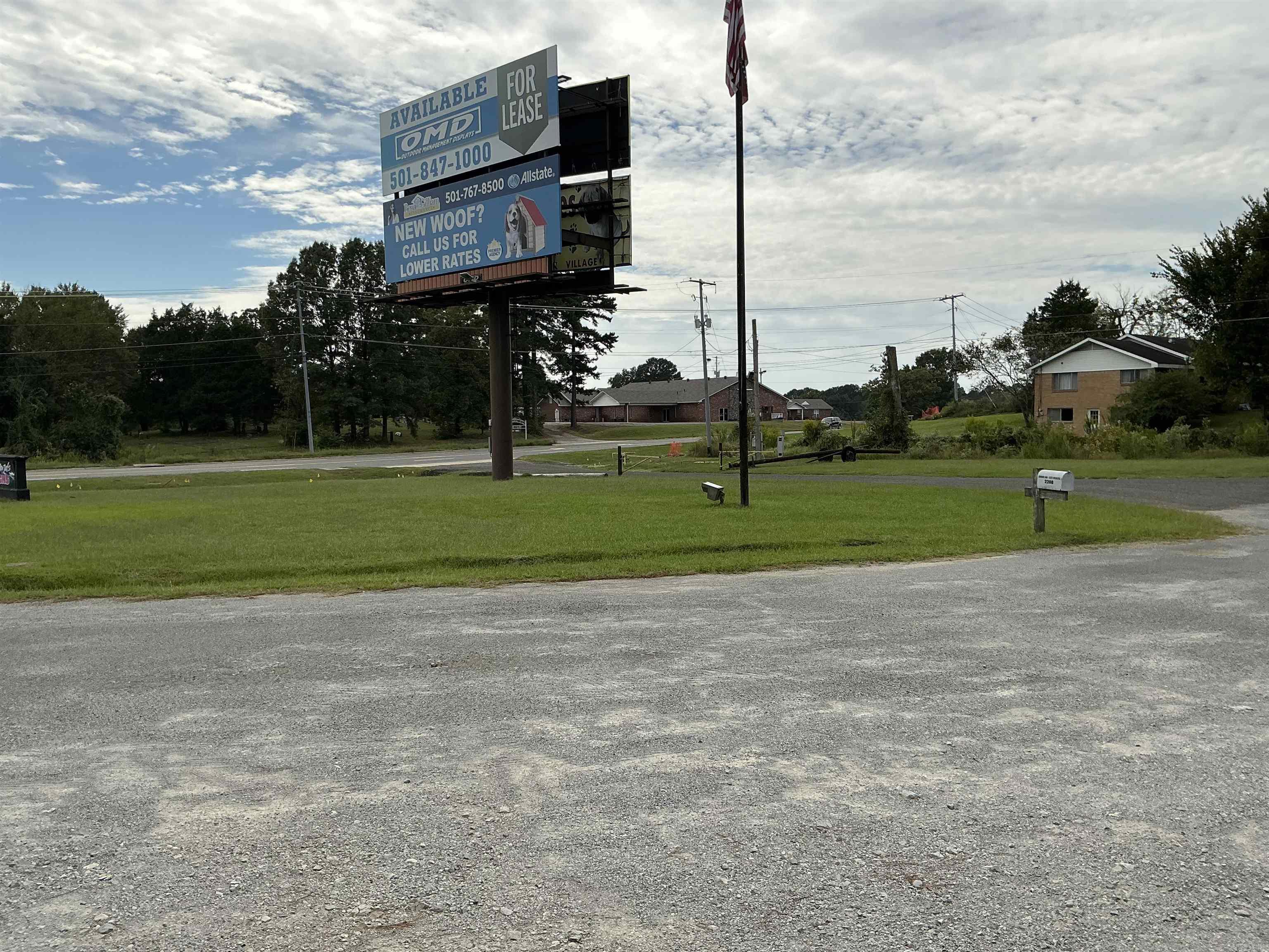 2208 Airport  Hot Springs, AR