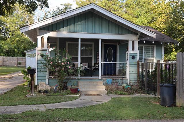 407  Oak  Warren, AR